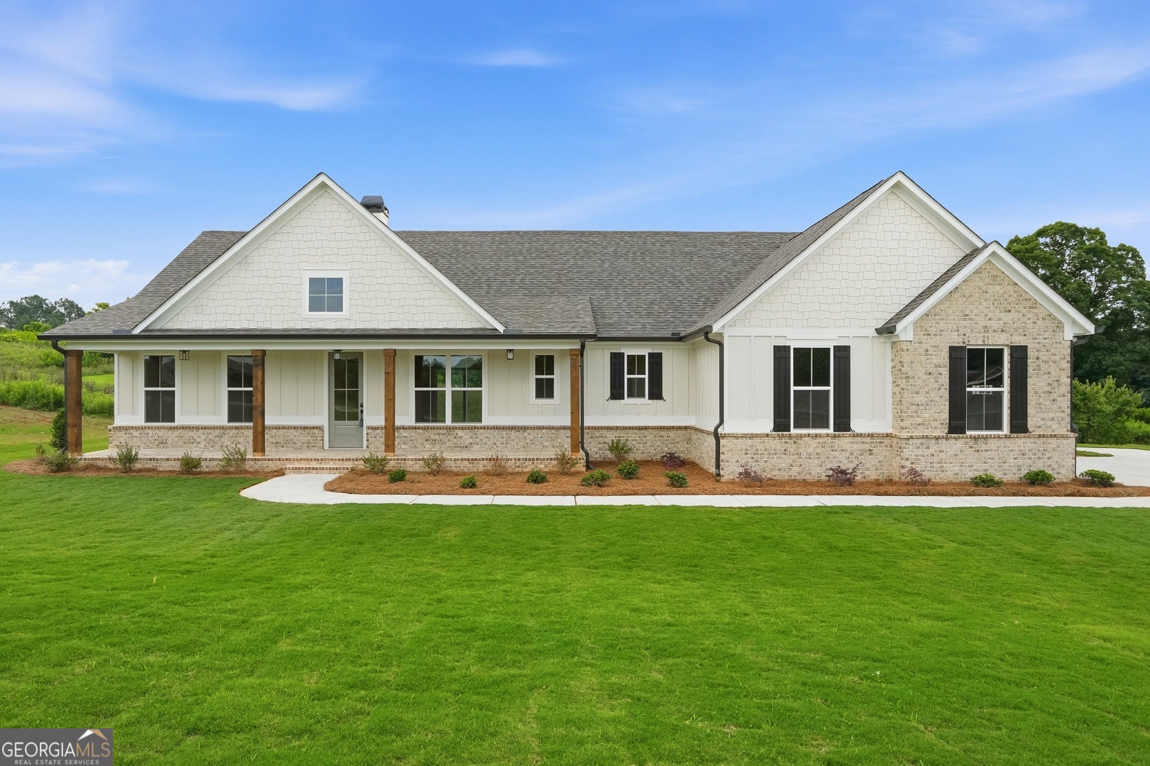 355 Sweetgrass Dr — photo
