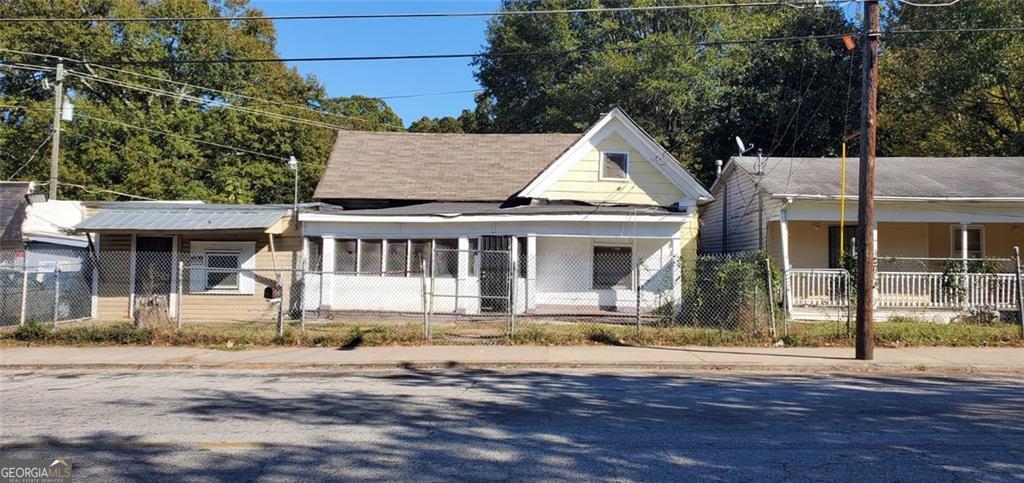 1640 Lakewood Ave SE — photo