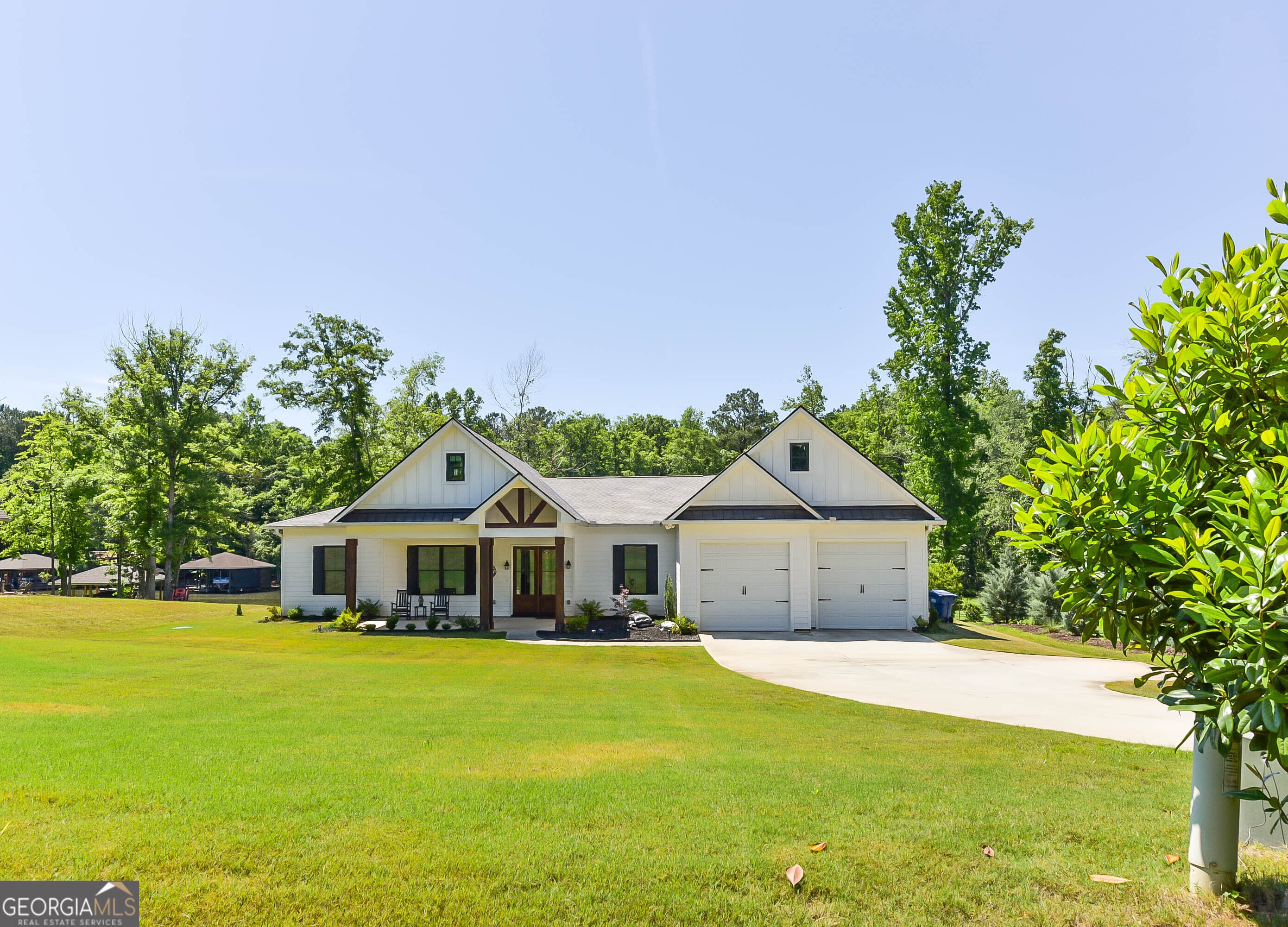 209 Lee Road 2121 — photo