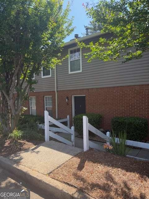 7750 Roswell Rd C1 — photo