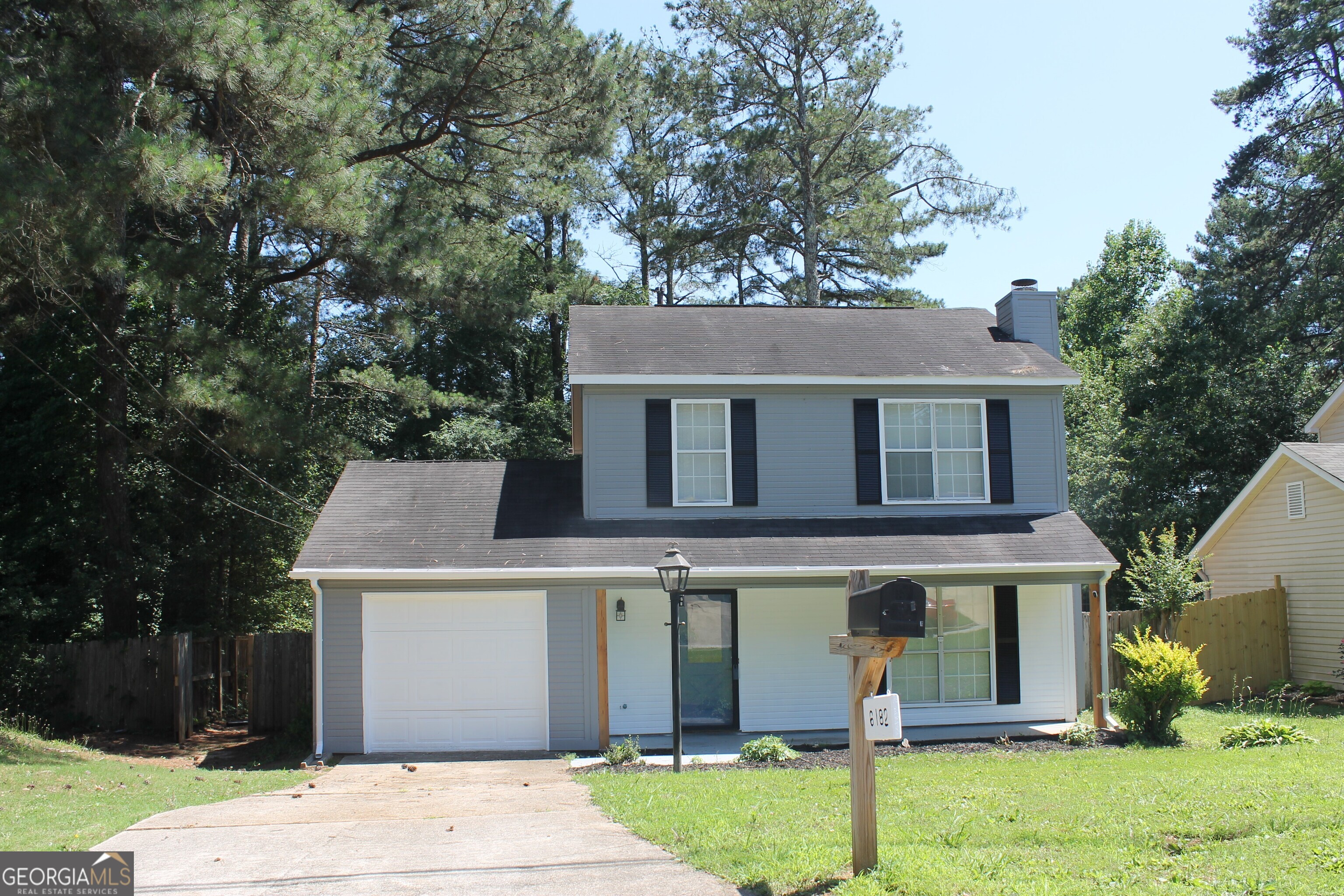 6182 Saint Charles Ct — photo
