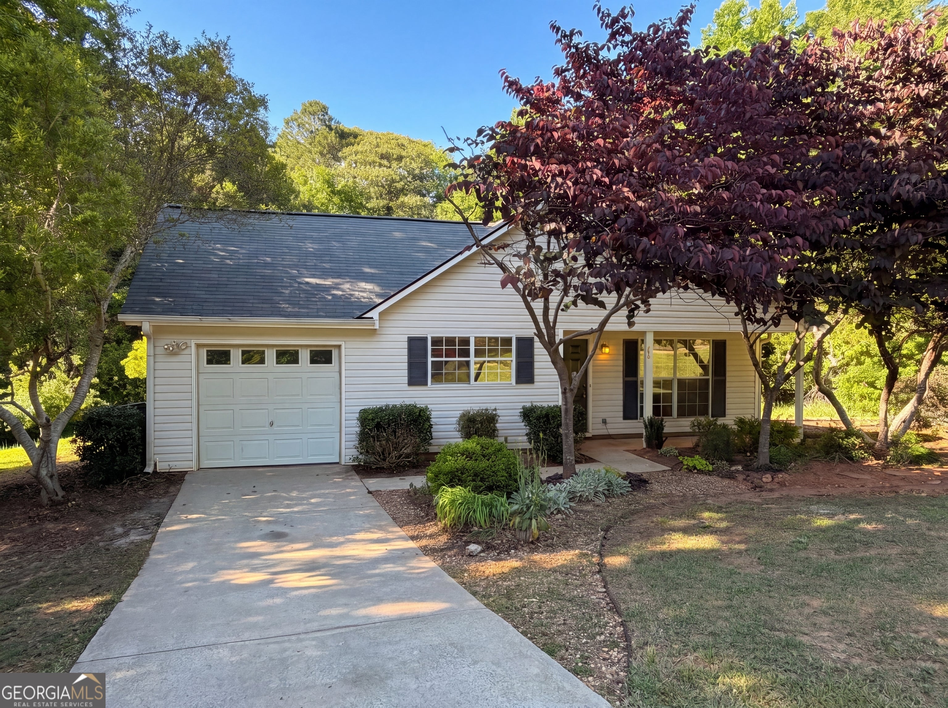 202 Bluff Ct — photo