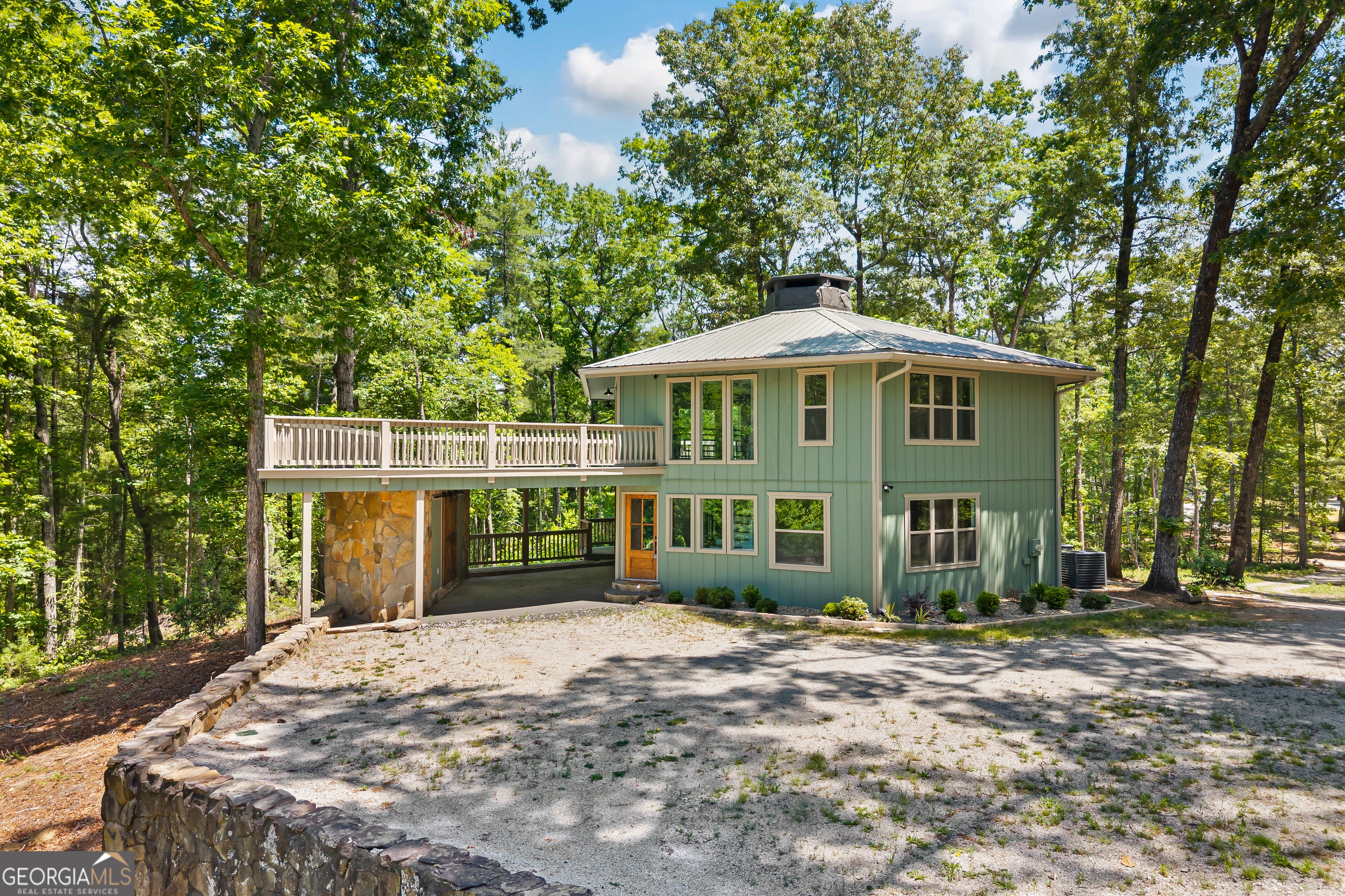 484 Mountain Stream Ln — photo