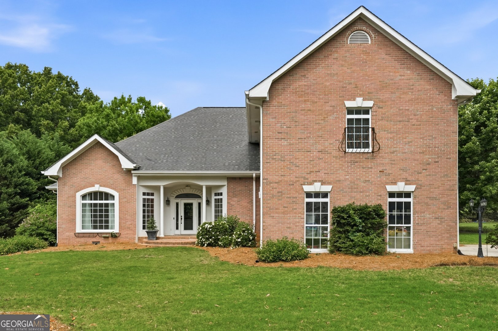 155 Youngs Cir — photo