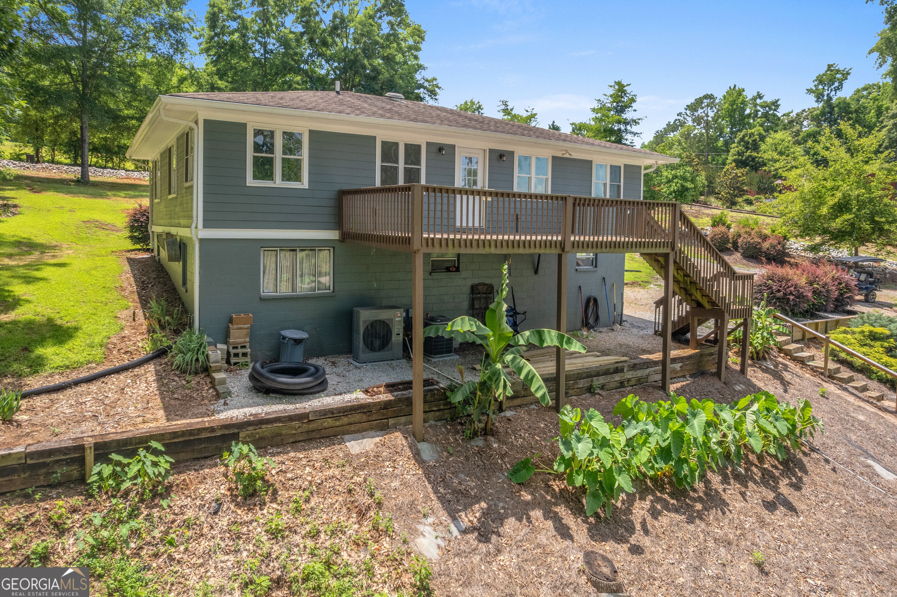 138 Cedar Lake Dr SW — photo