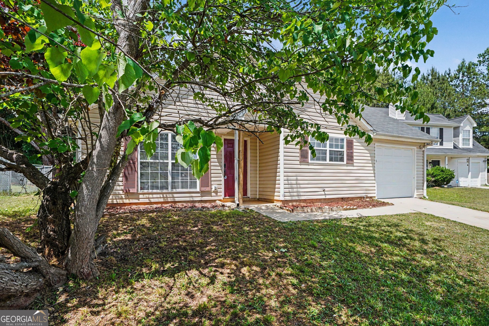 187 Inverness Dr — photo