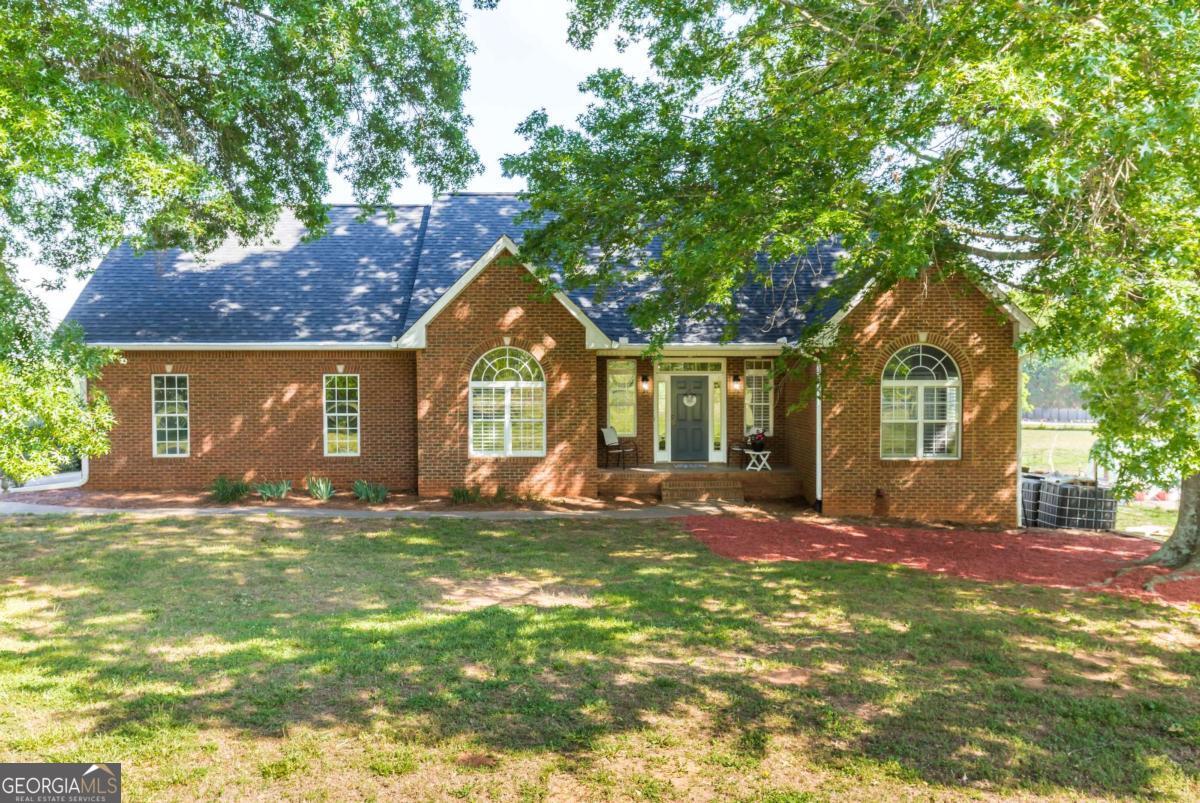 75 W Ridgeway Road, Maysville, GA 30558 — photo 2