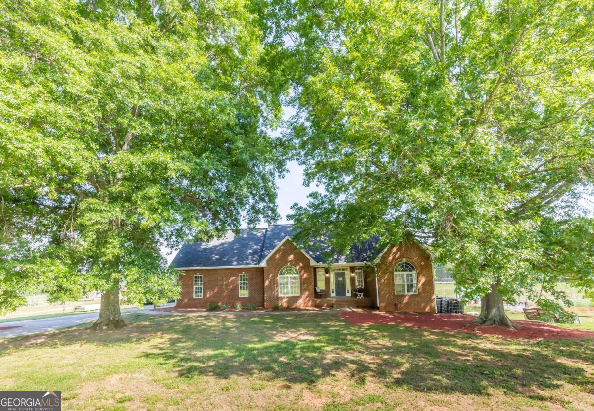 75 W Ridgeway Road, Maysville, GA 30558 — photo 3