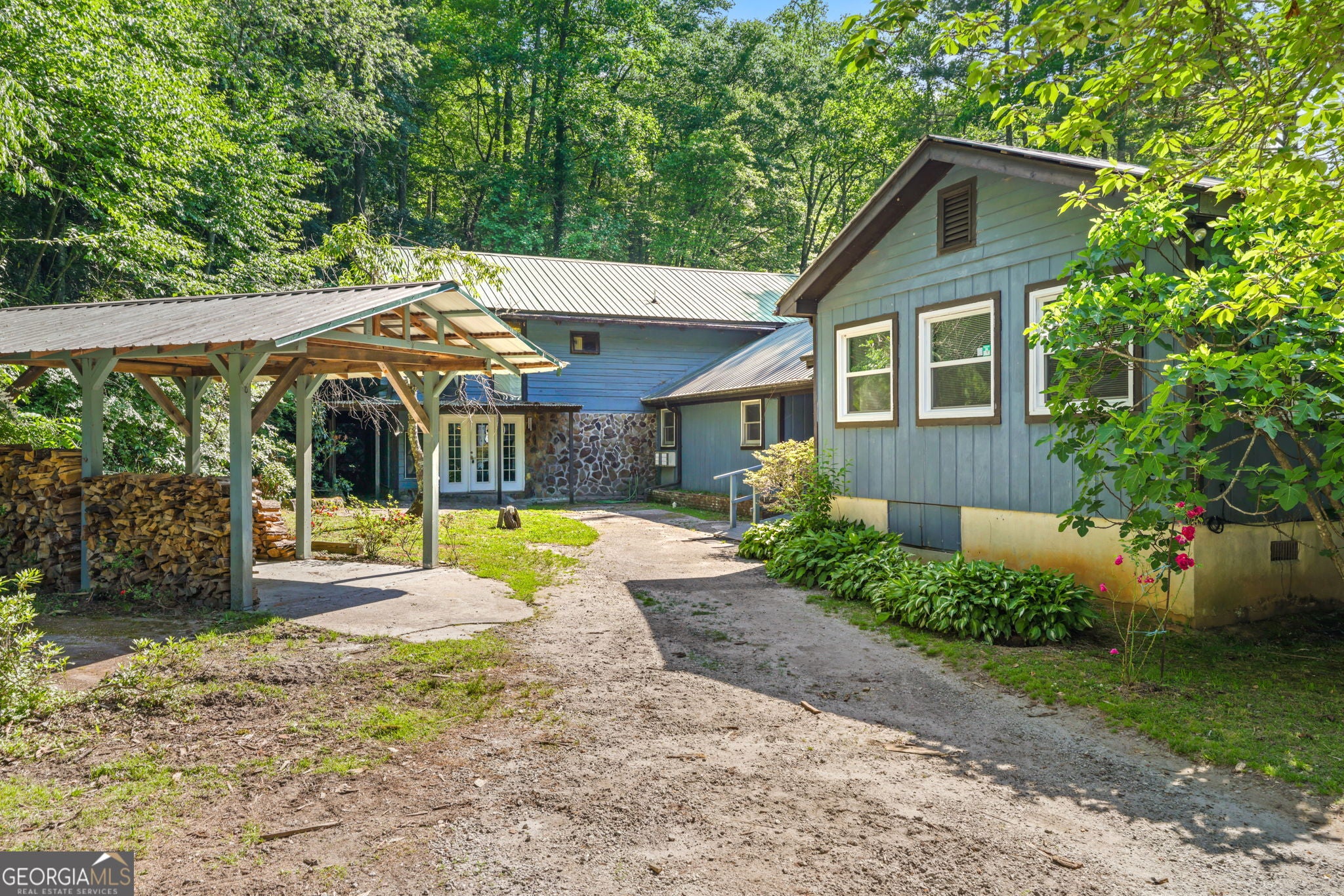 544 Darnell Creek Rd — photo