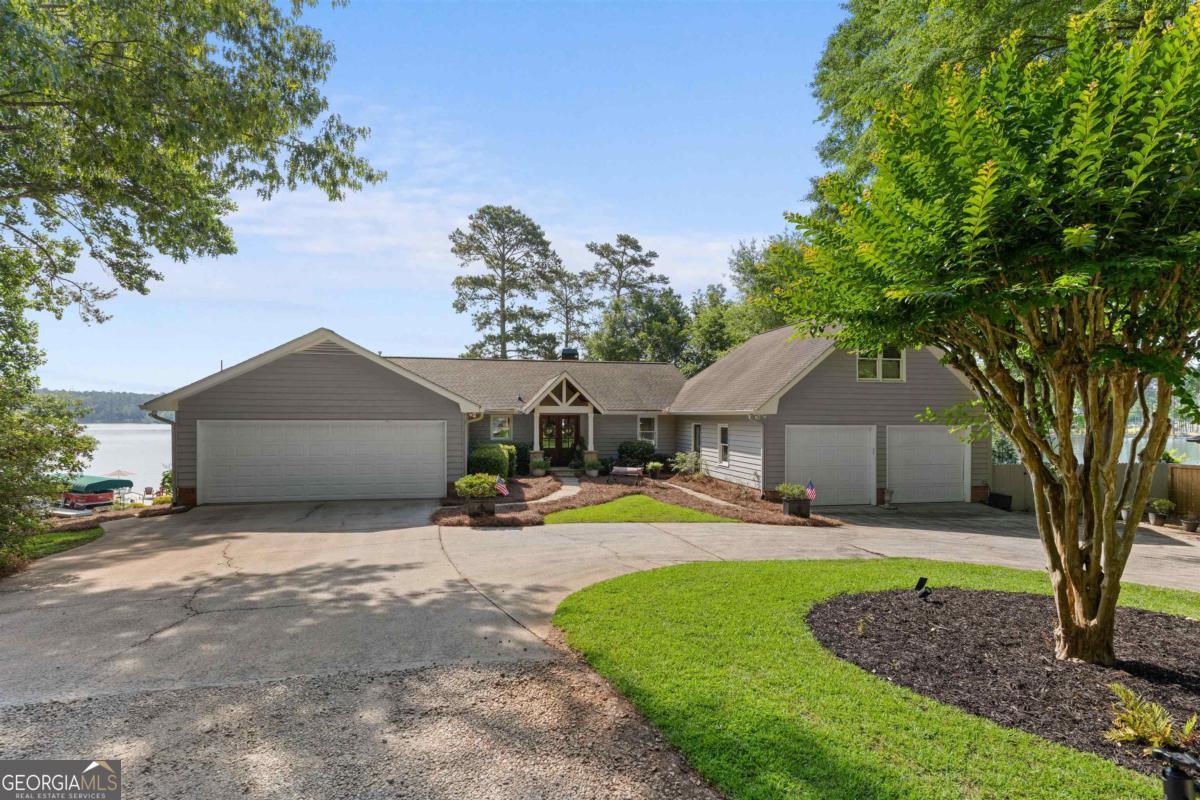 1430 Buckhead Dr — photo