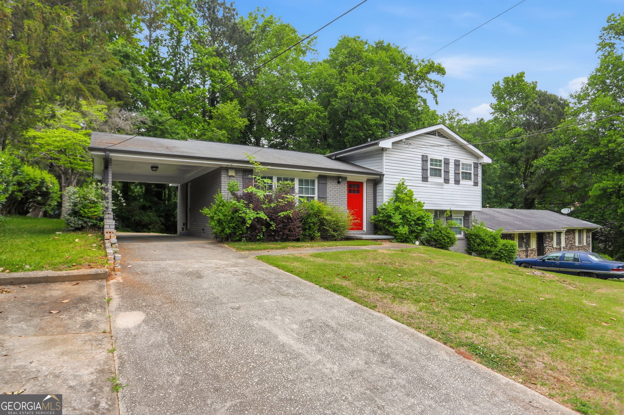 2590 Mcglynn Dr — photo