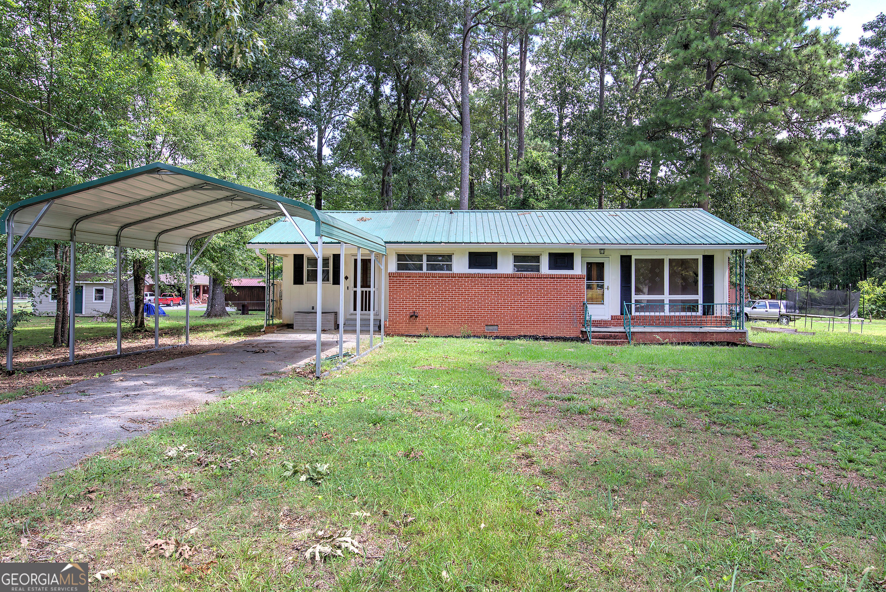 113 Burton Dr — photo
