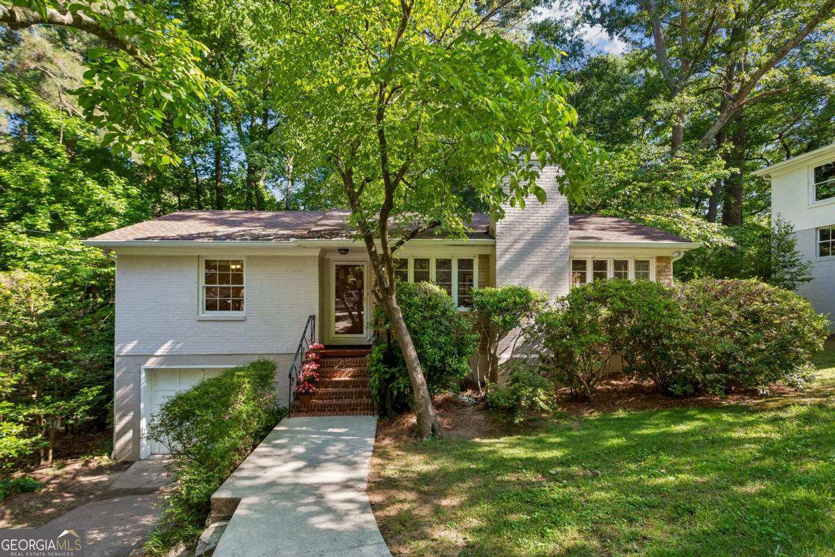 681 Upton Rd NW — photo
