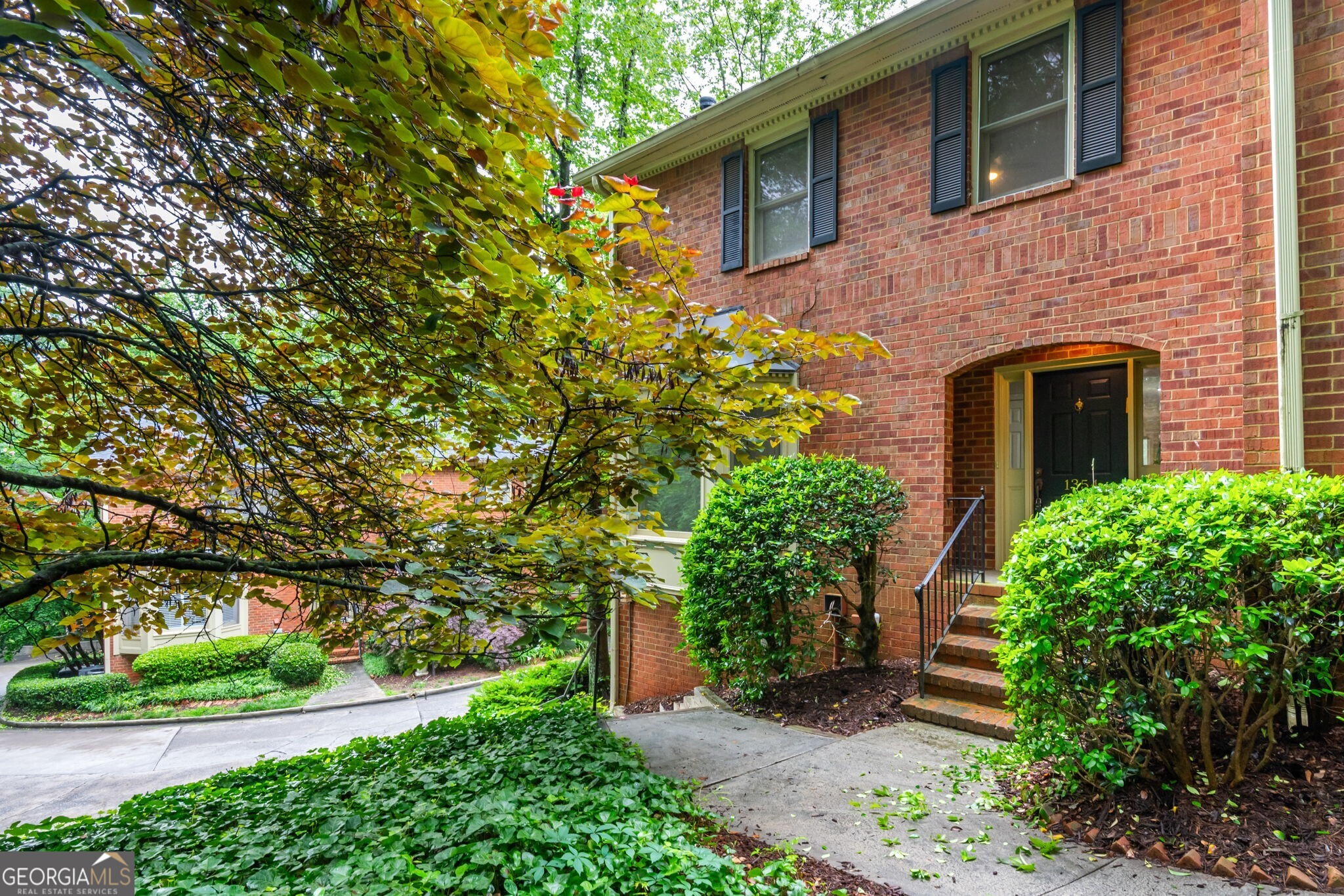 1354 Sheffield Glen Way NE — photo