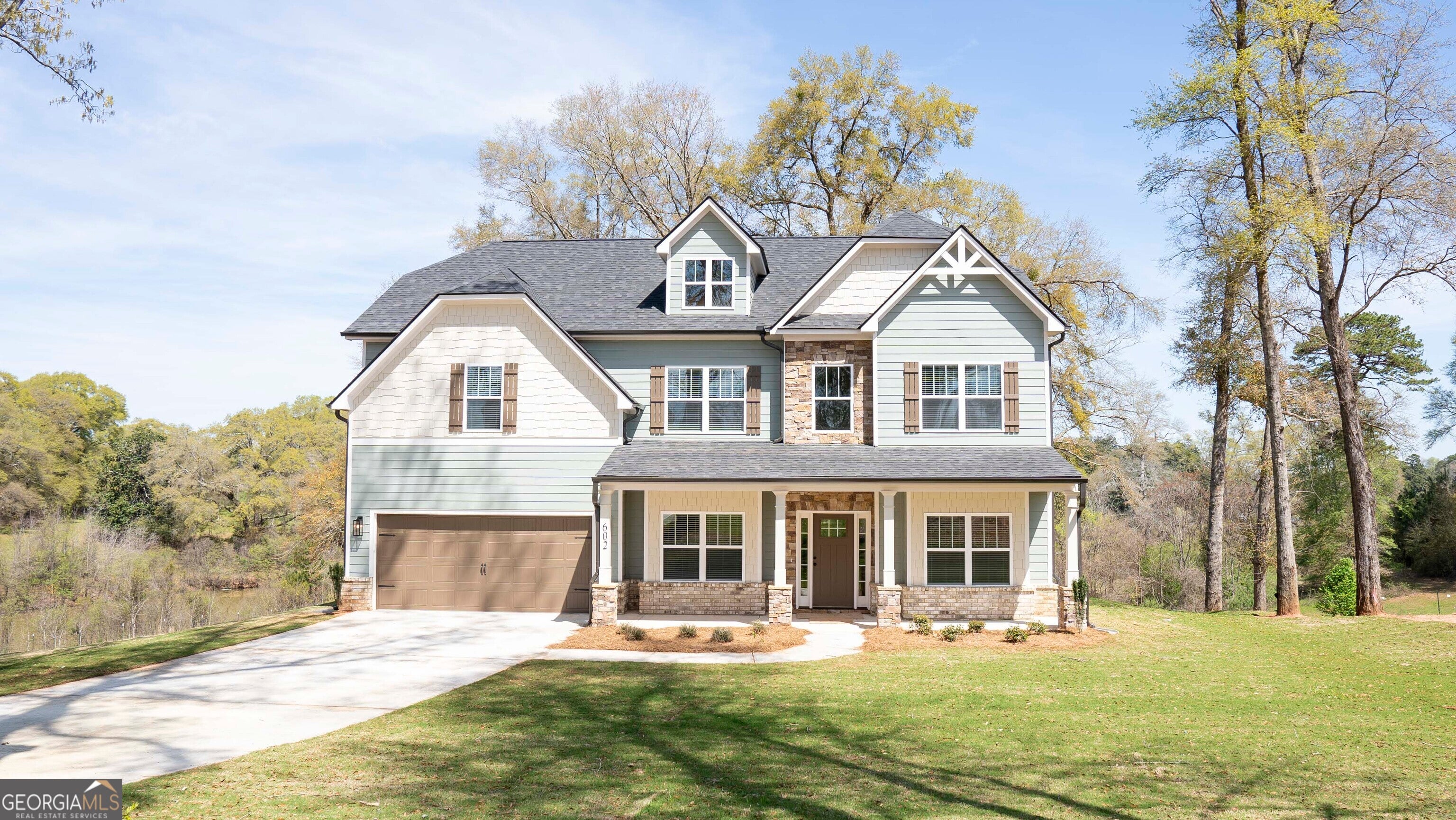 604 Beaver Ct — photo