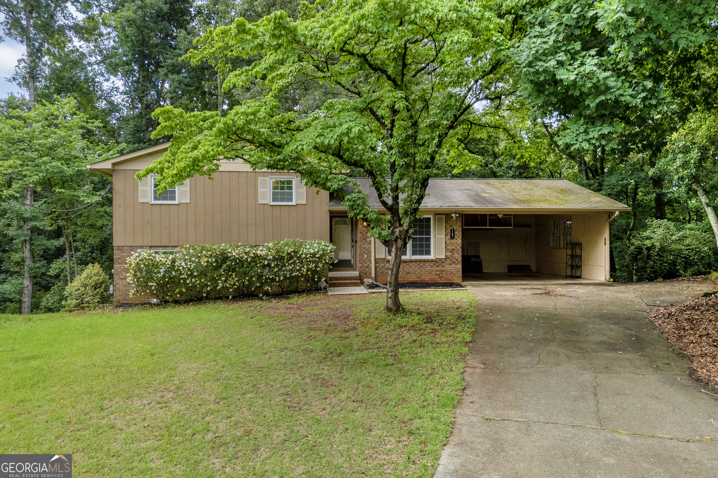 167 Spalding Ct — photo