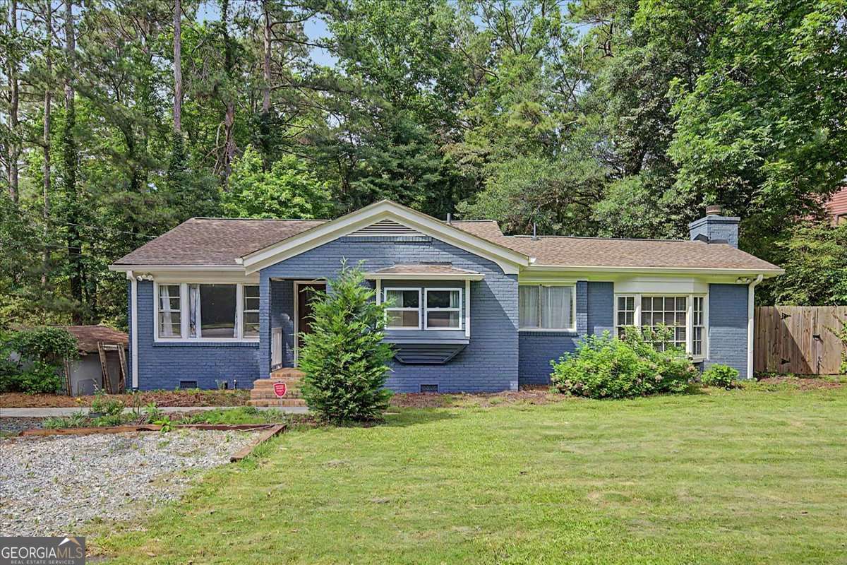 3711 Shallowford Rd — photo