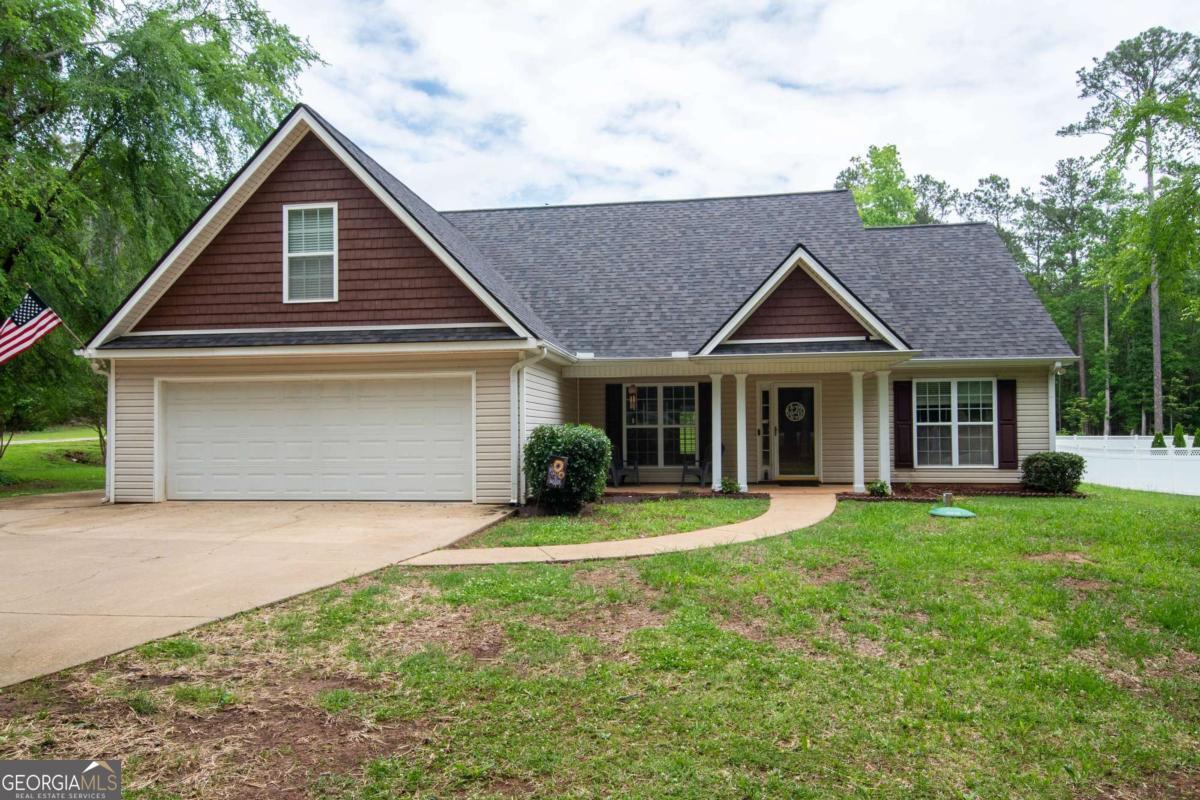 1368 Glass Bridge Road, Lagrange, GA 30240