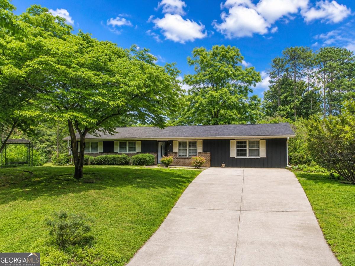 3102 Hamilton Rd — photo