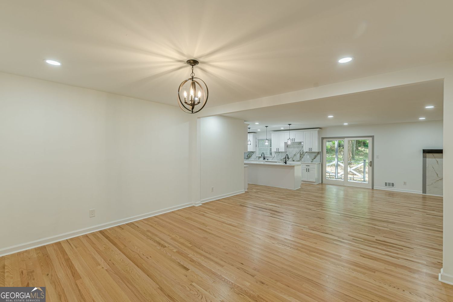 Home in Decatur, GA 30032 — photo 3