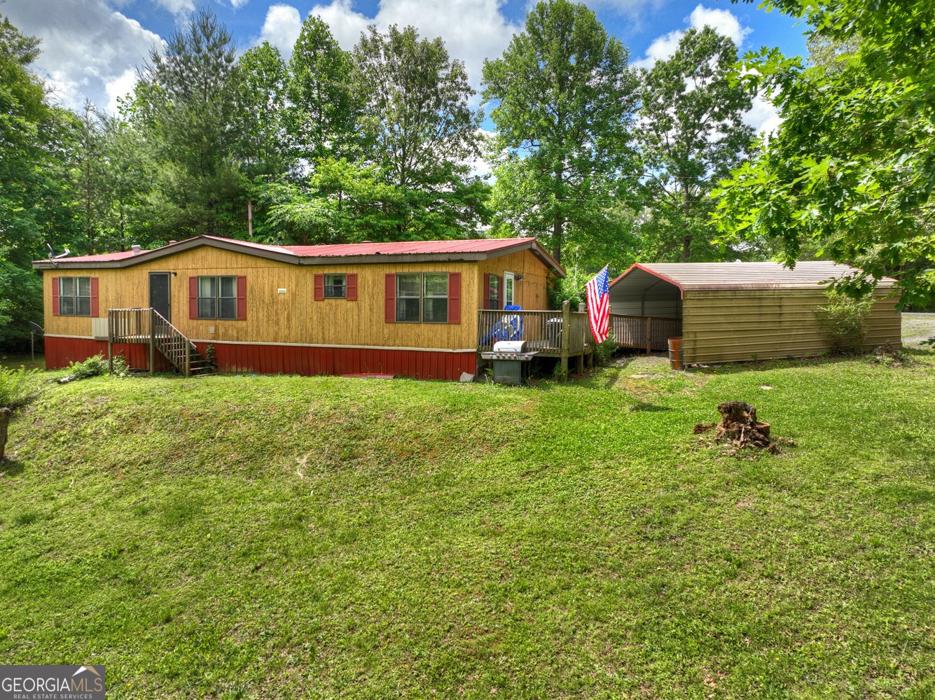 665 Ridgeview Rd — photo
