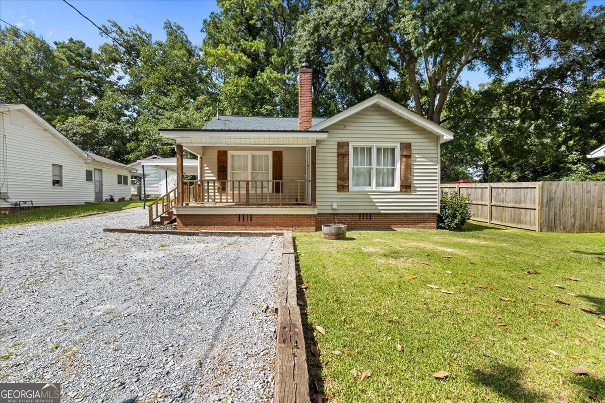 102 W Fairmount Ave — photo