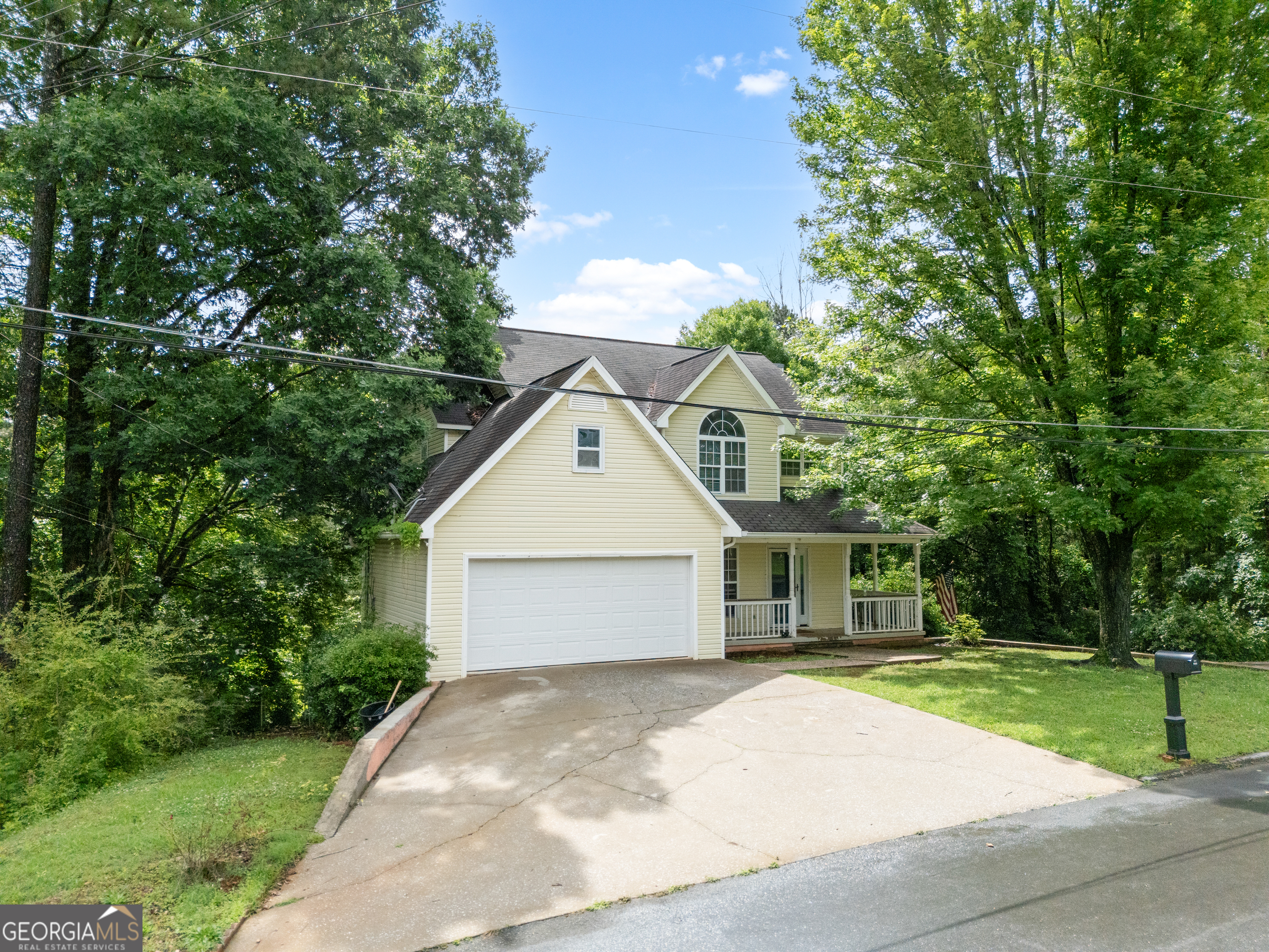 8 College View Dr SW — photo