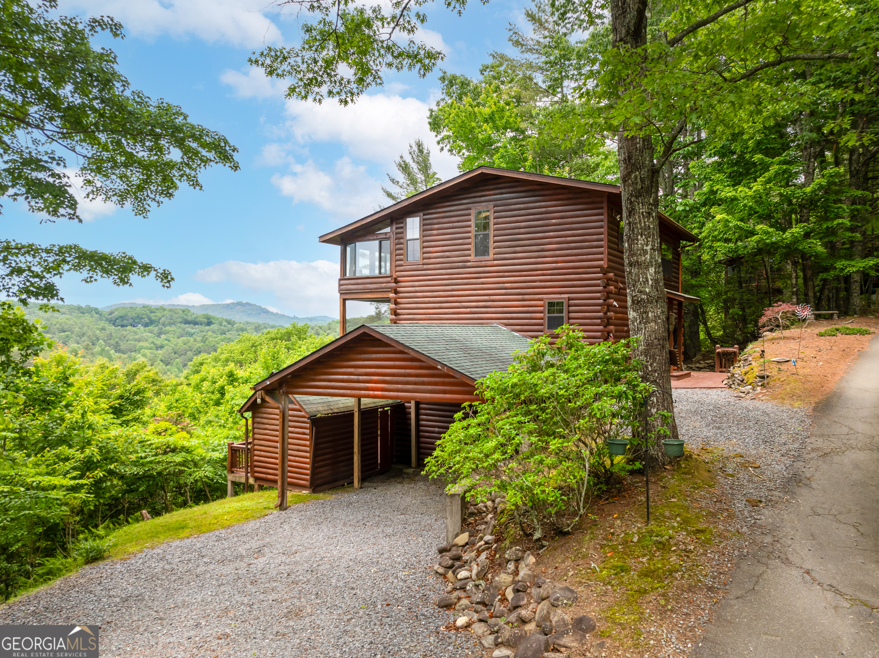 237 Dupont Drive, Blue Ridge, GA 30513 — photo 2