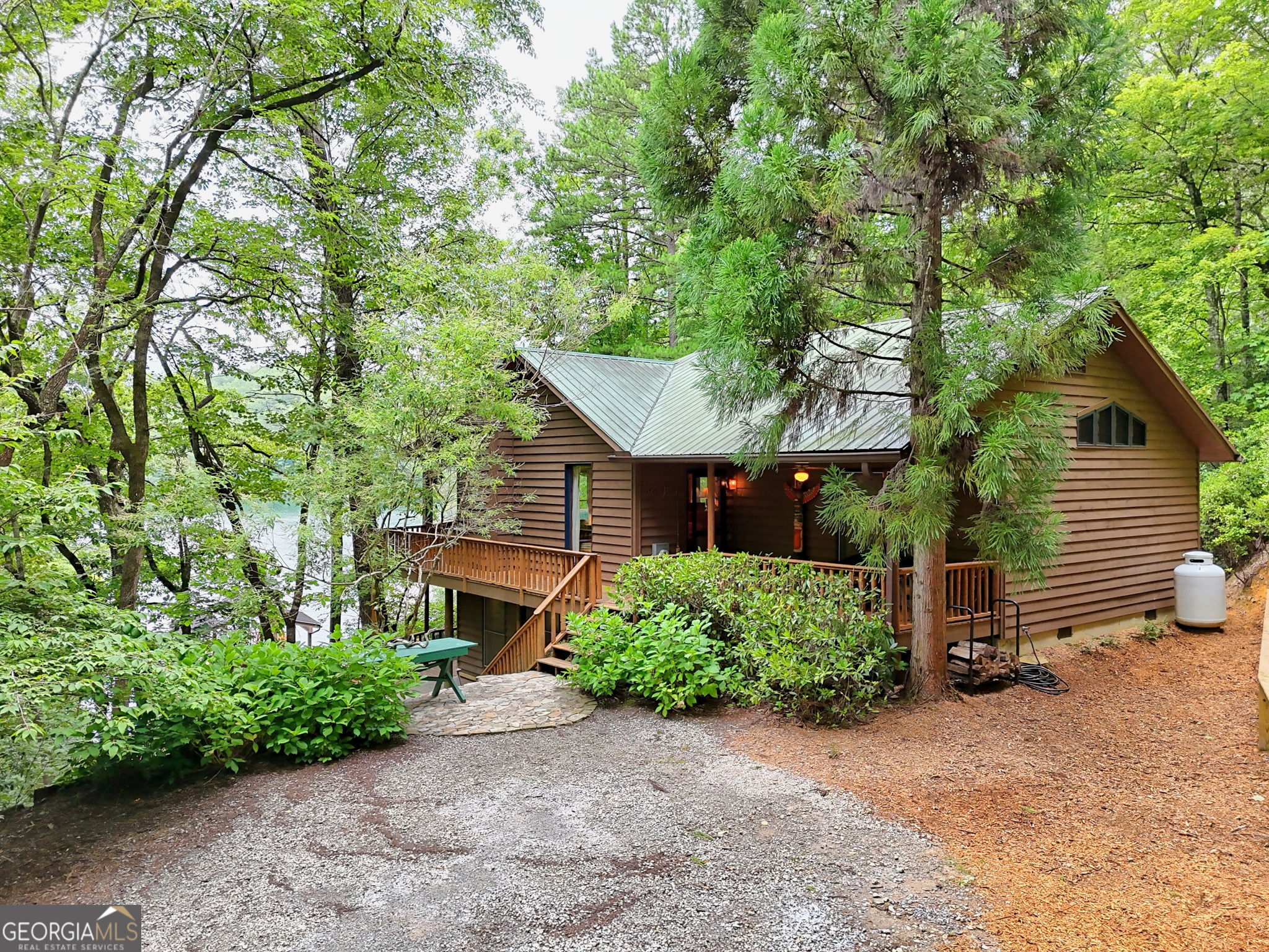3019 Moccasin Creek Rd — photo