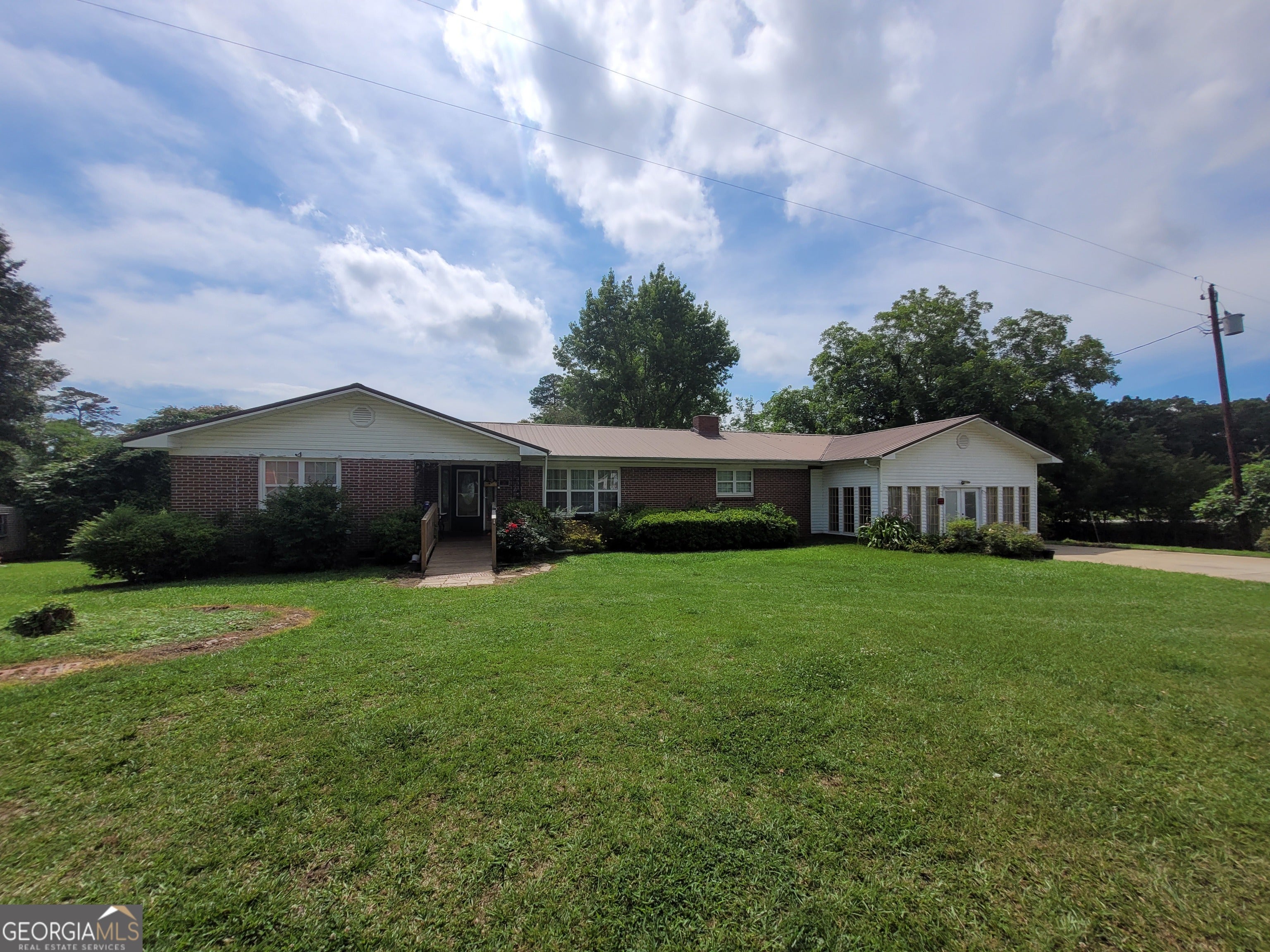 1140 Lafayette Hwy — photo