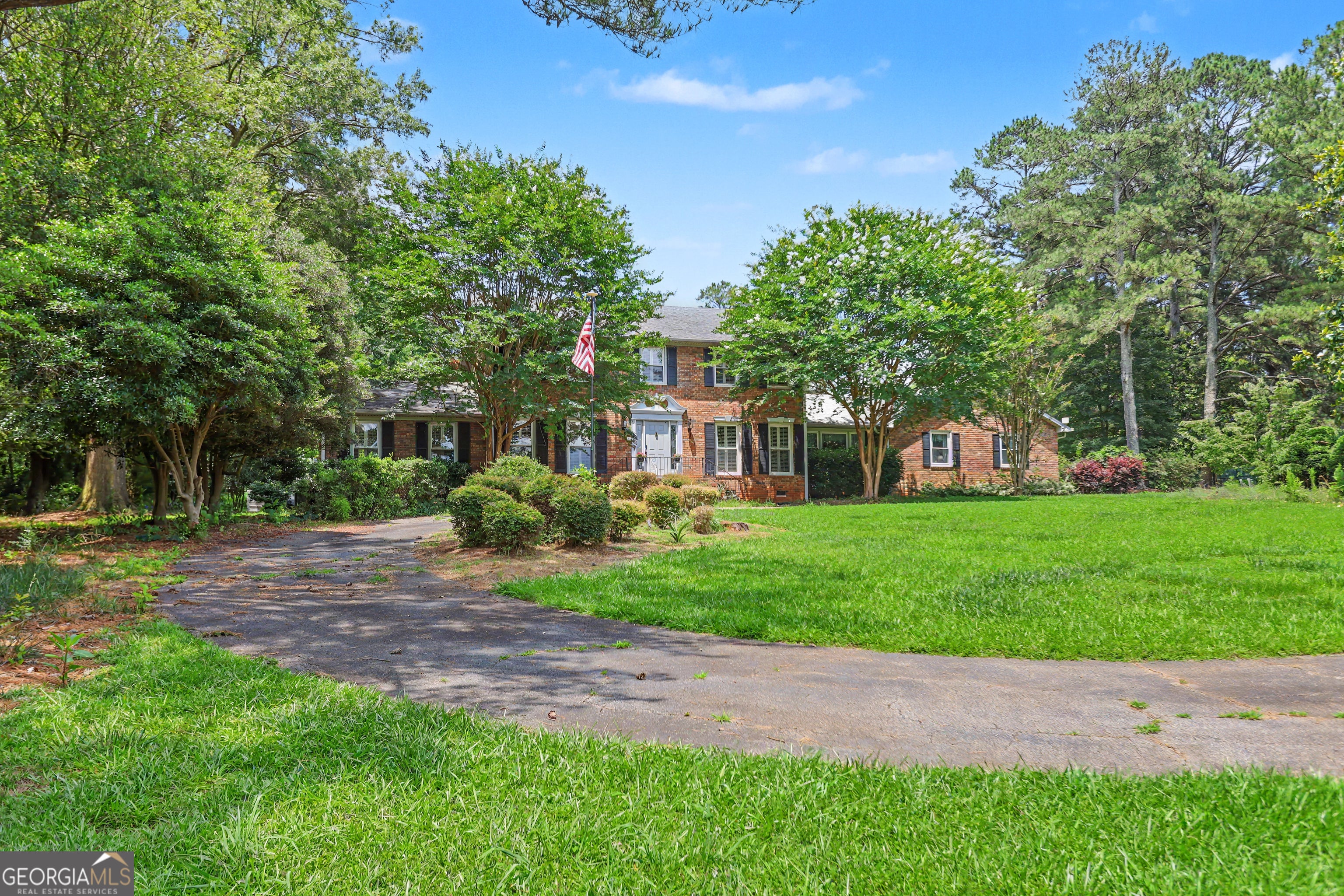 390 Virginia Hills Rd — photo