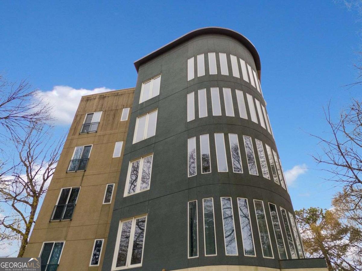 140 Alden Ave NW 201 — photo