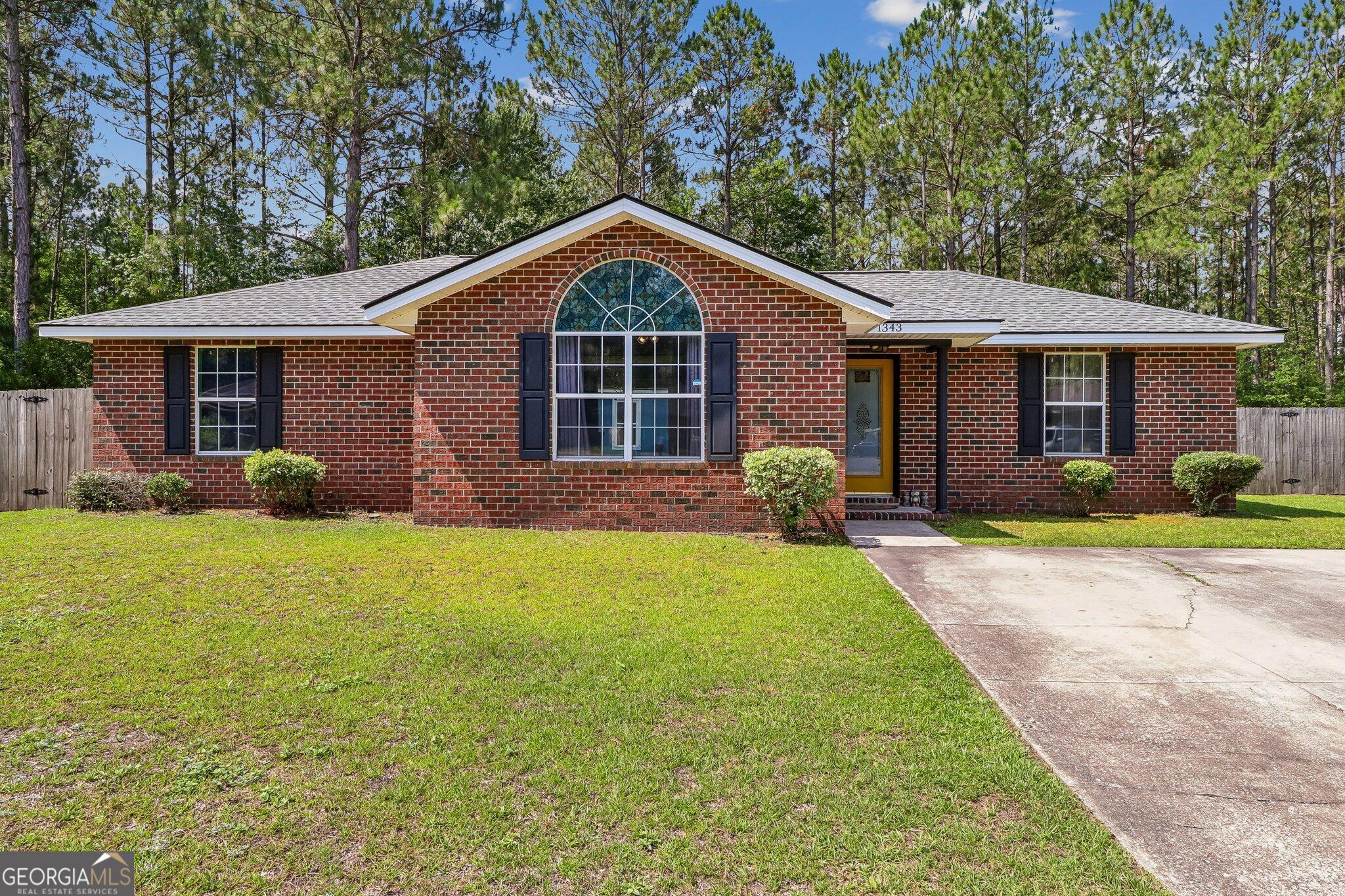 1343 Loblolly Dr — photo