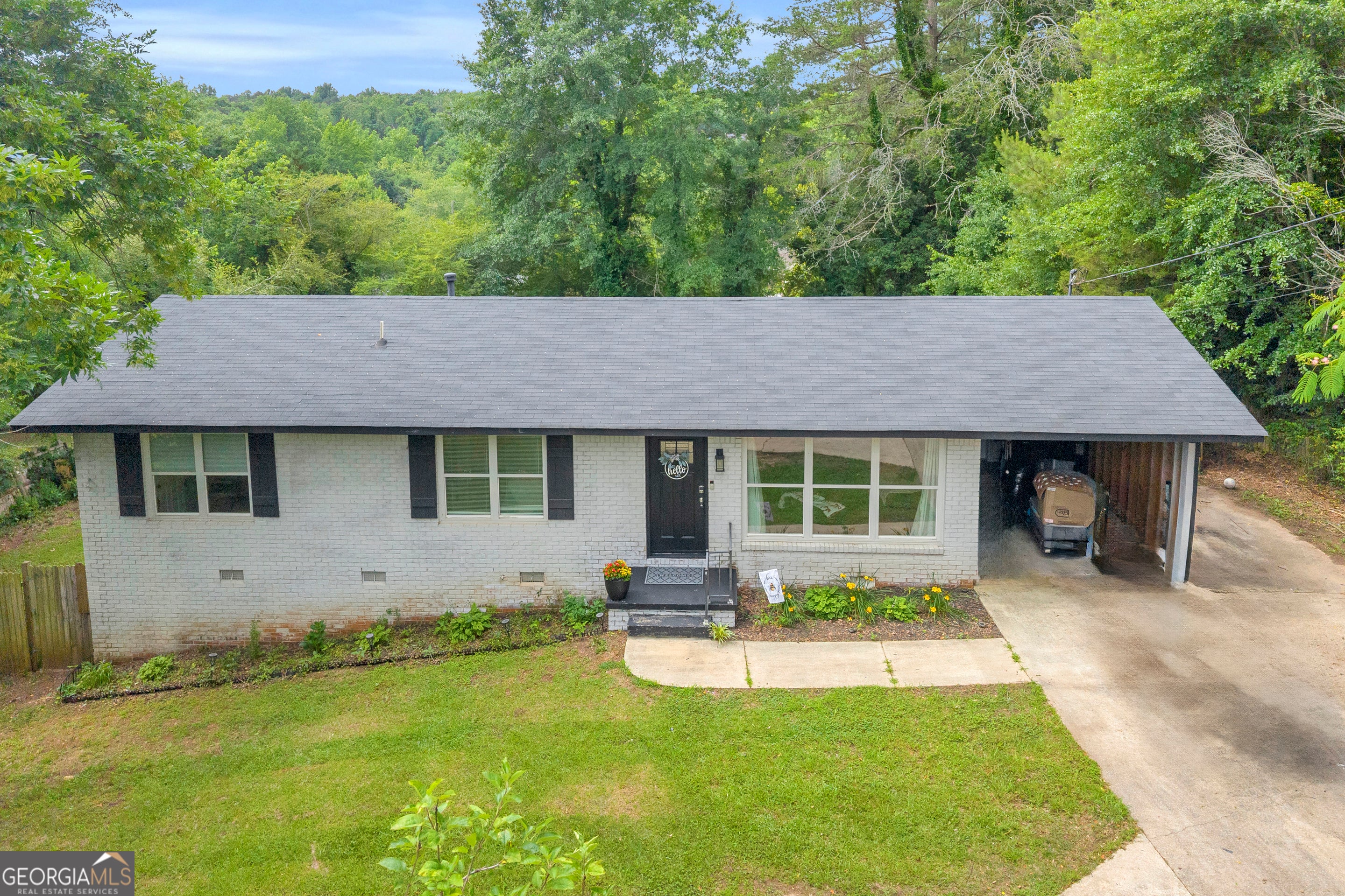 372 Scenic Dr — photo