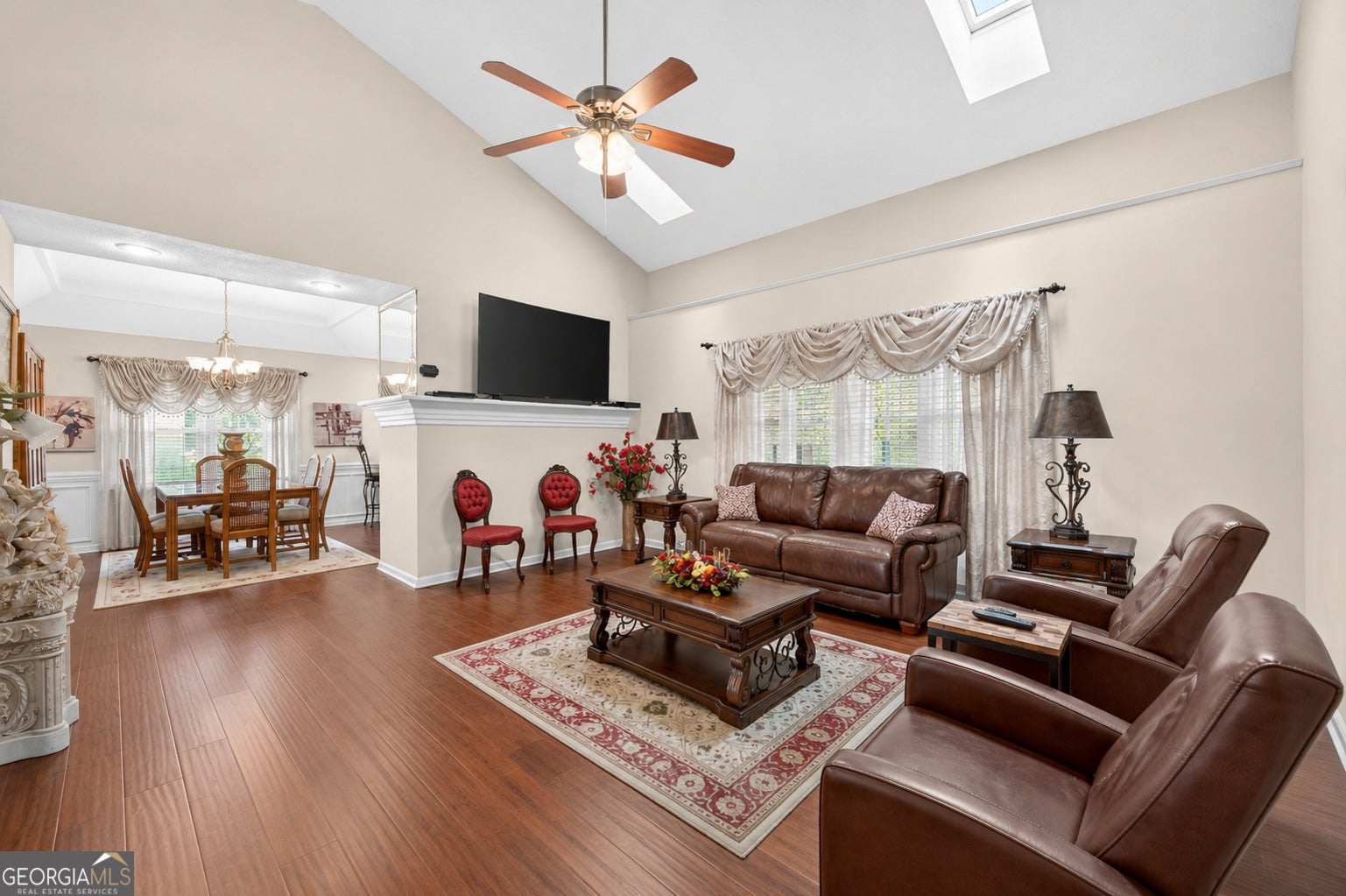 2955 Hillcreek Dr — photo