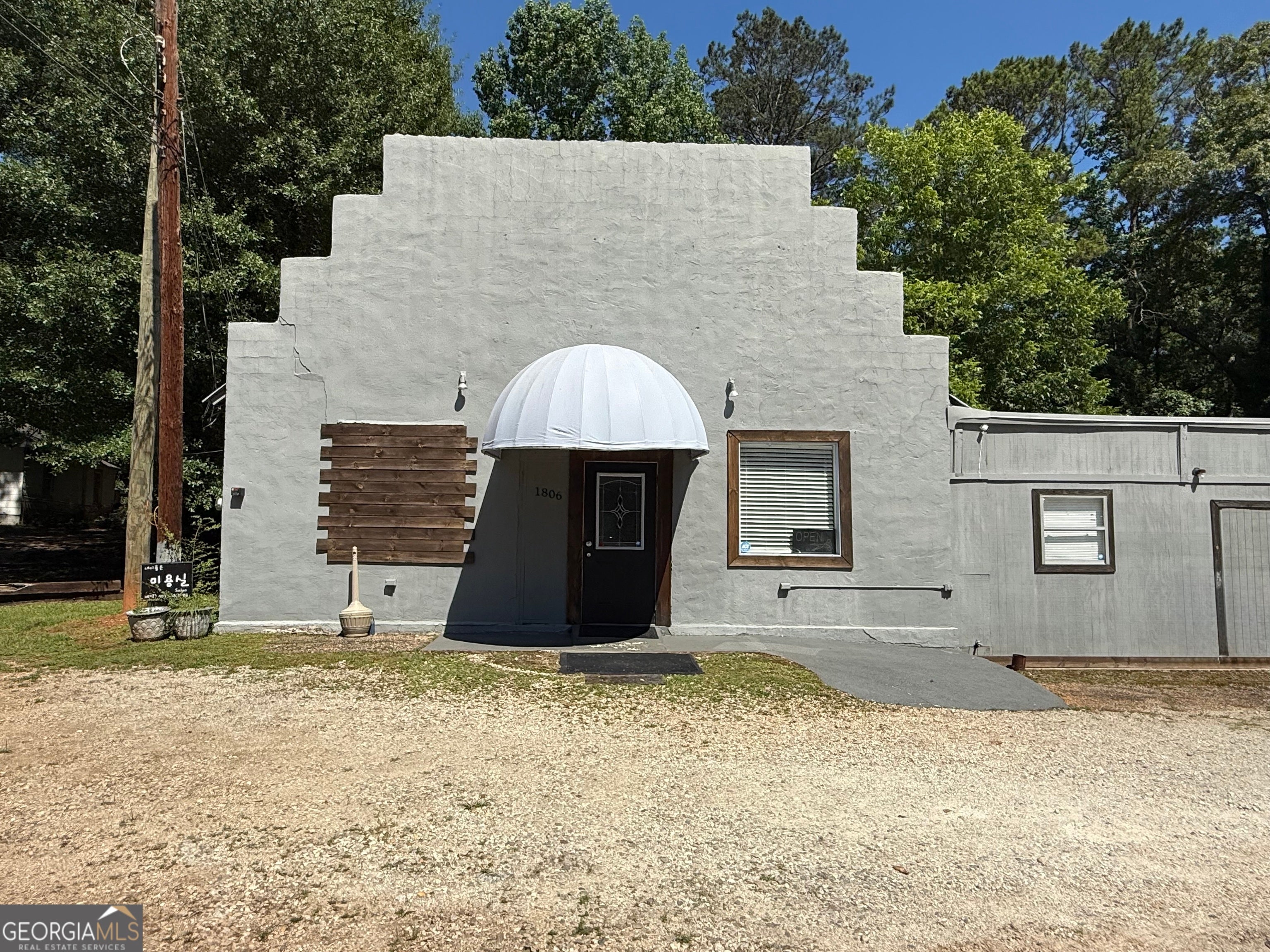 1806 US Hwy 29 — photo