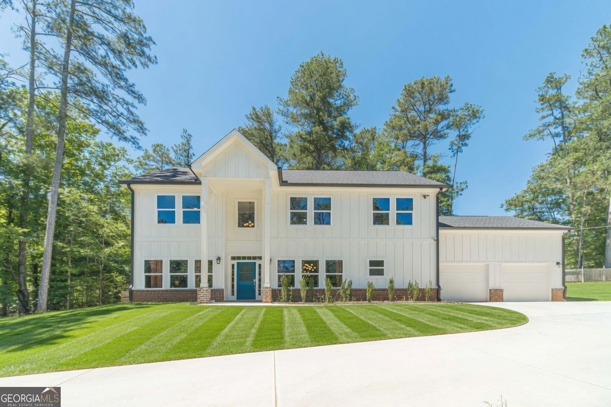 2921 Lee Rd SW — photo
