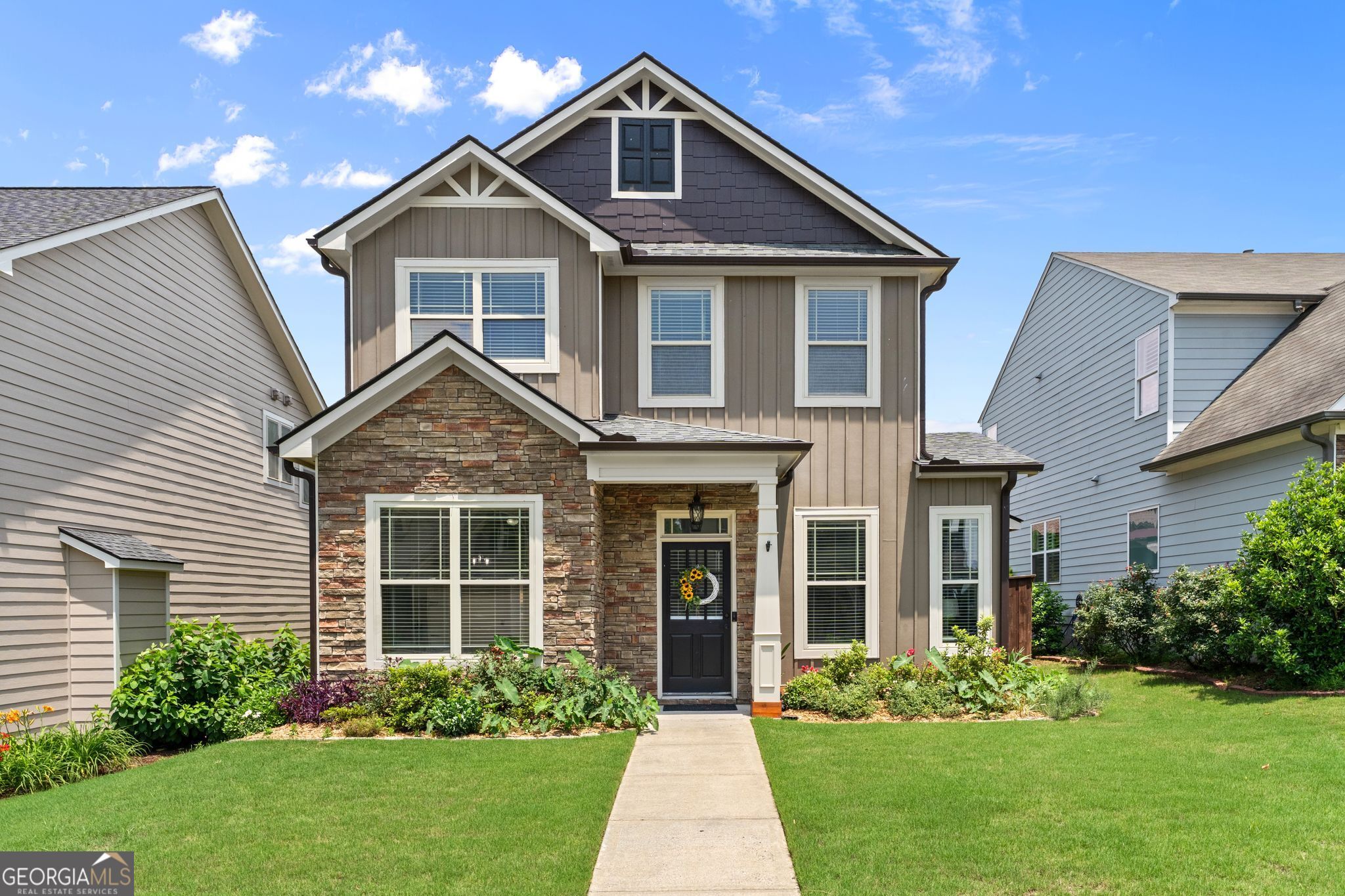 607 Sunflower Dr — photo