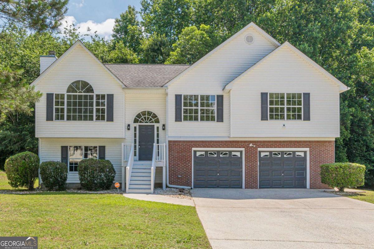 133 Four Oaks Dr — photo