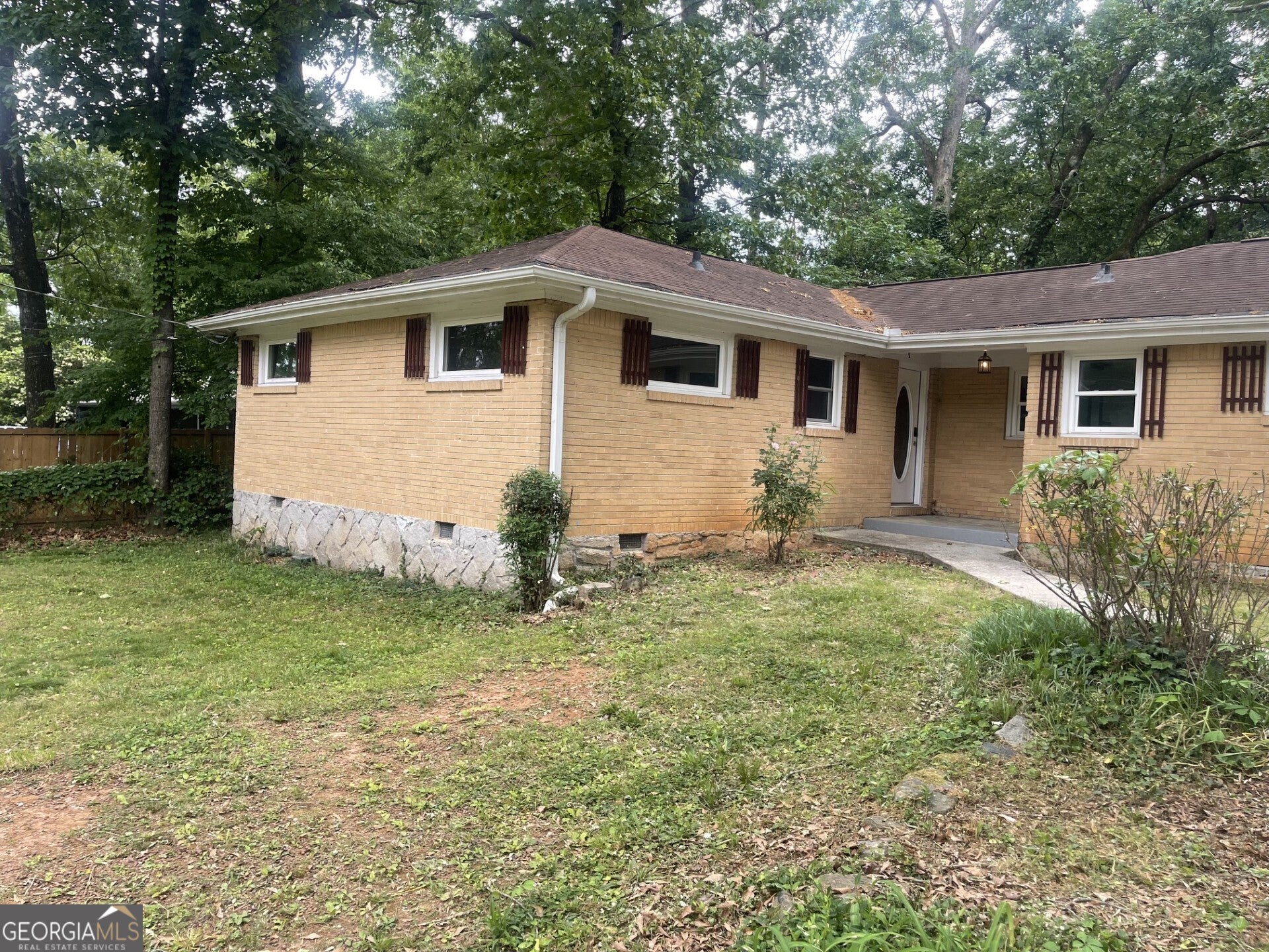 1321 Snapfinger Rd — photo