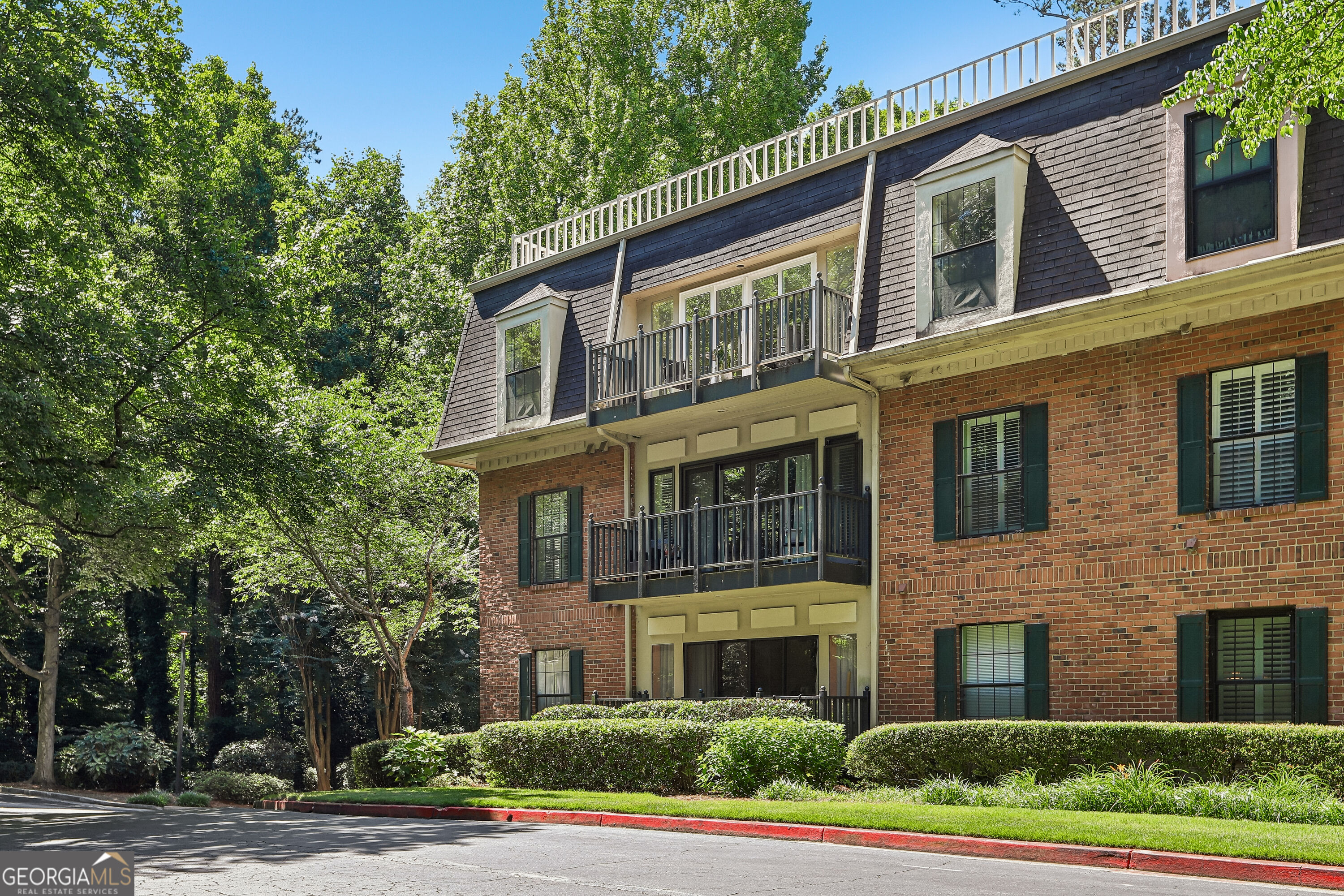 26308 Plantation Dr NE — photo