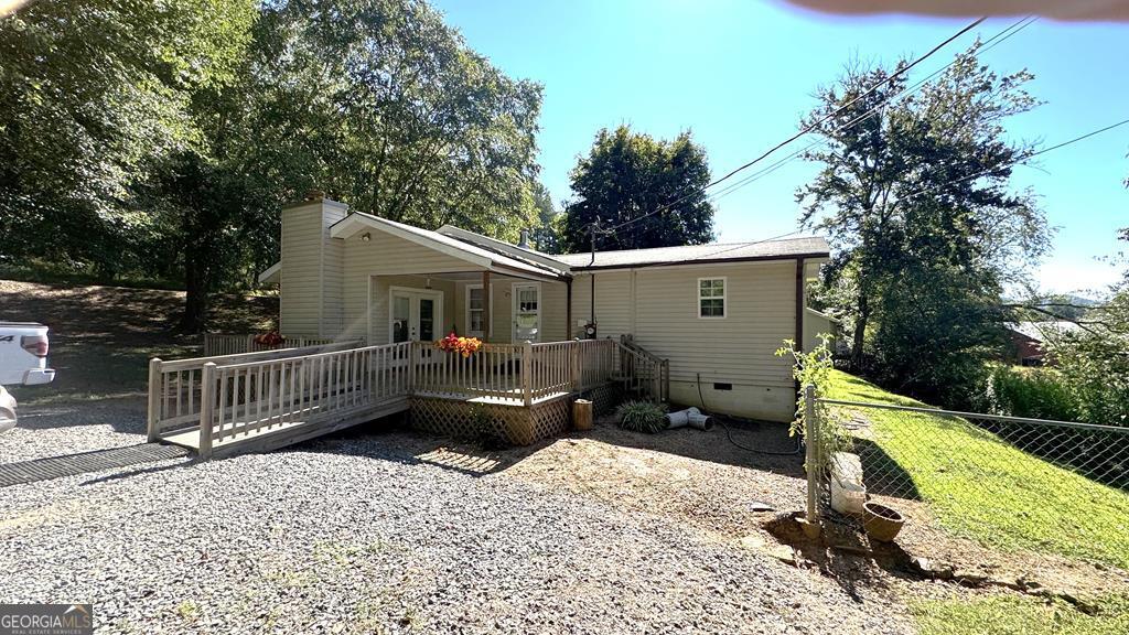 903 Village Rd — photo