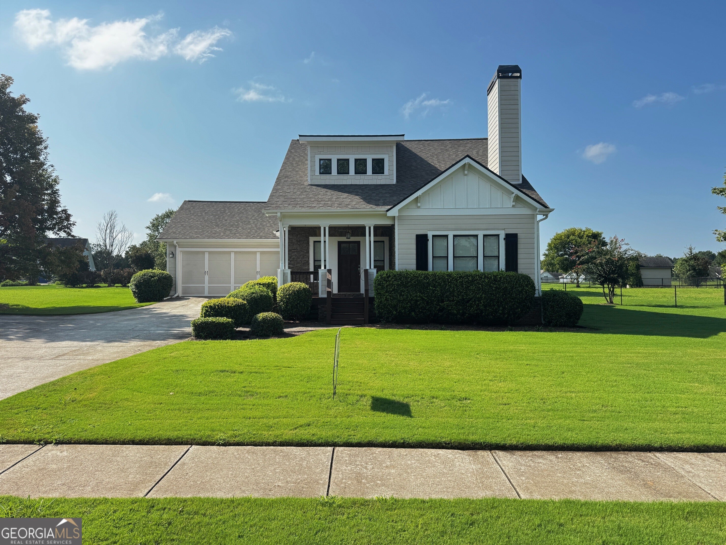 1713 Townside Dr — photo