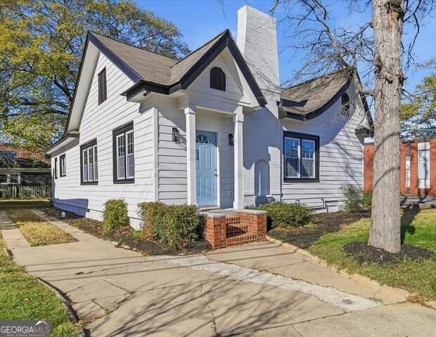2955 E Point St — photo