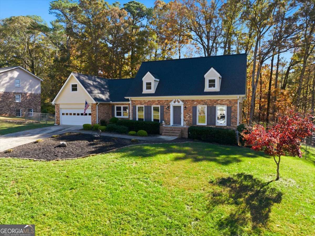 2334 Pine Point Dr — photo