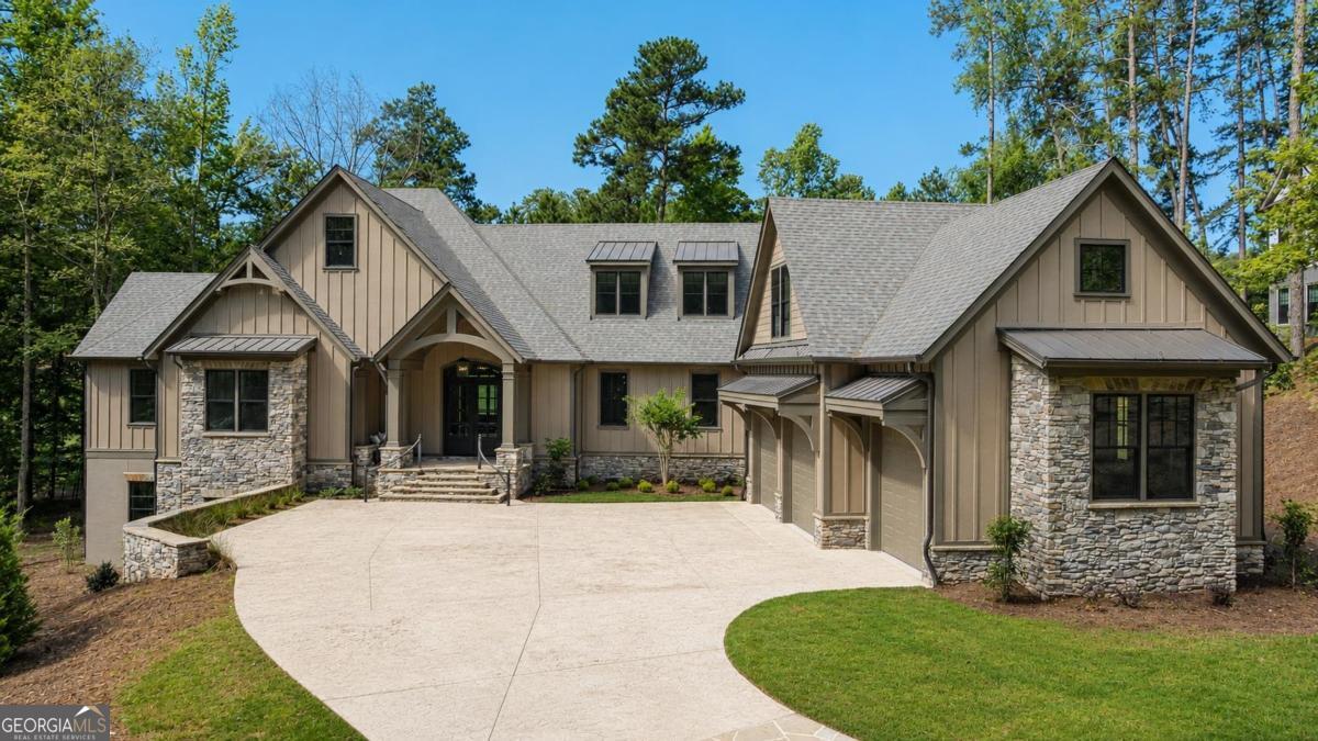1010 Monfort Ct — photo