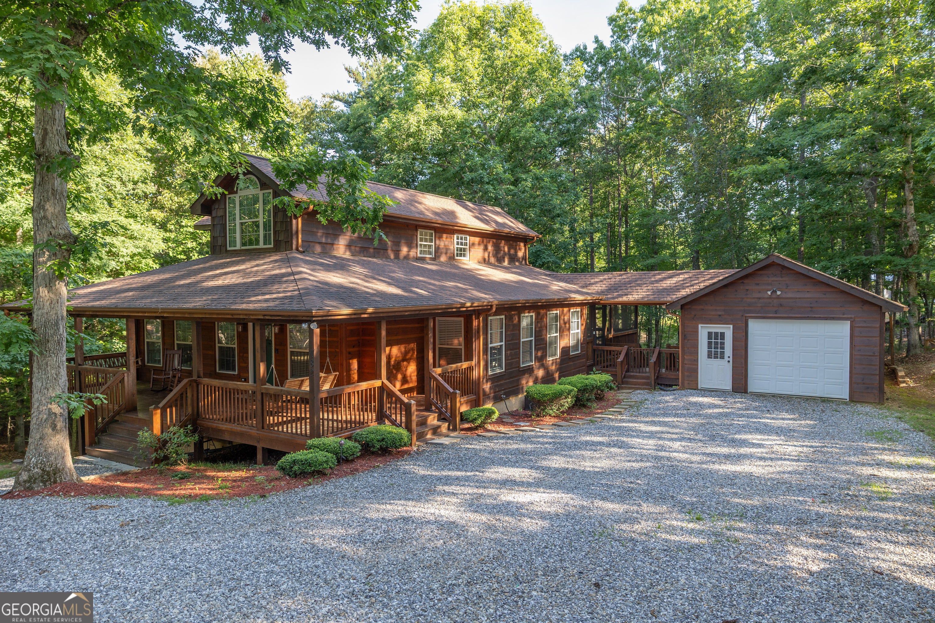 182 Oak Hills Dr — photo