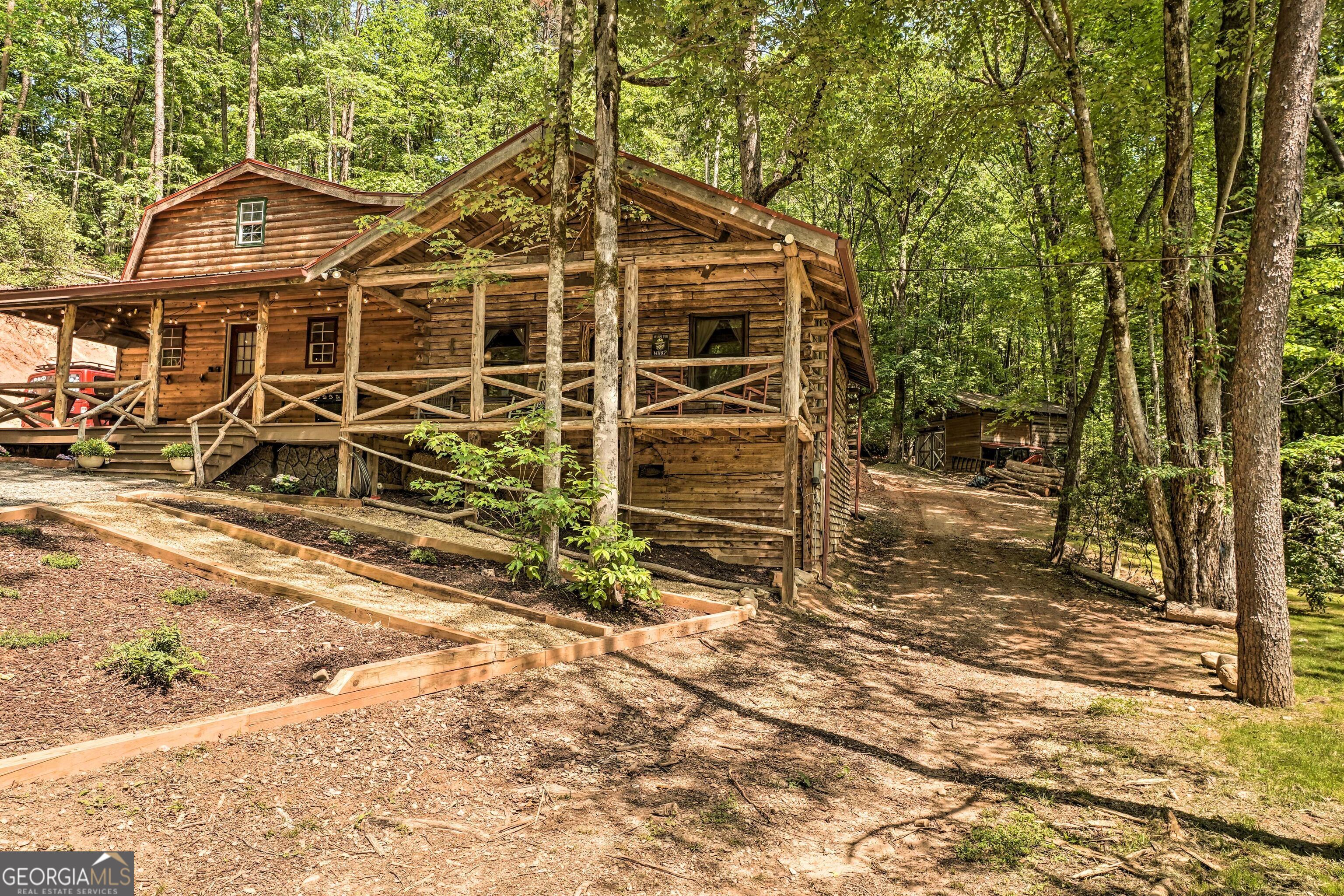 2183 Chimney Mountain Rd — photo