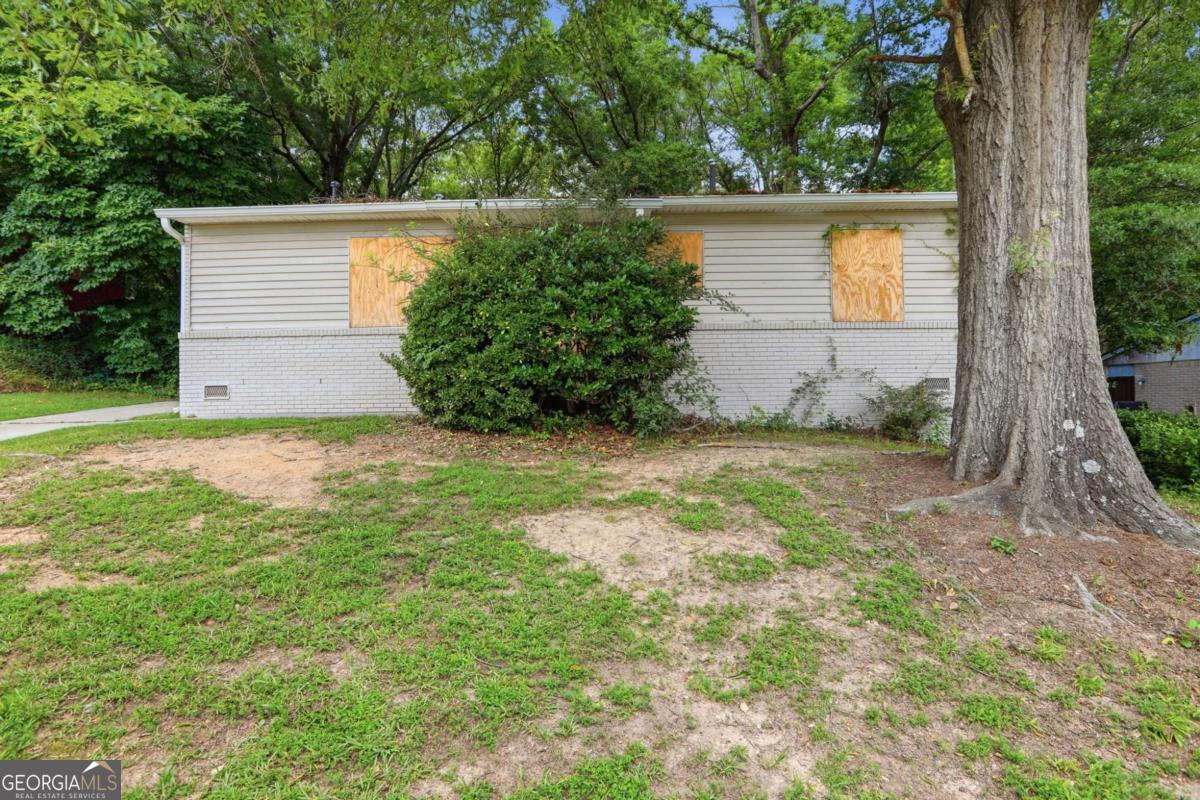 312 Fairburn Rd NW — photo