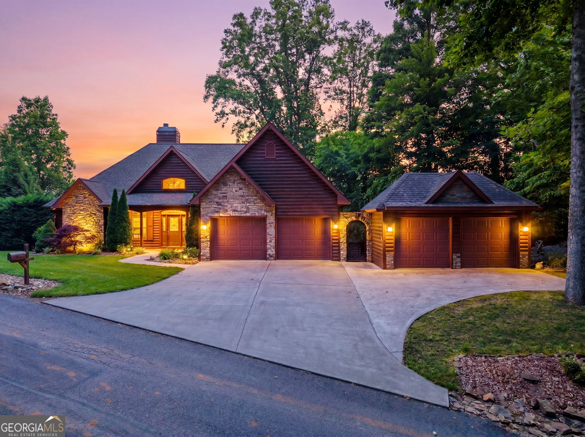 1748 Harris Ridge Rd — photo